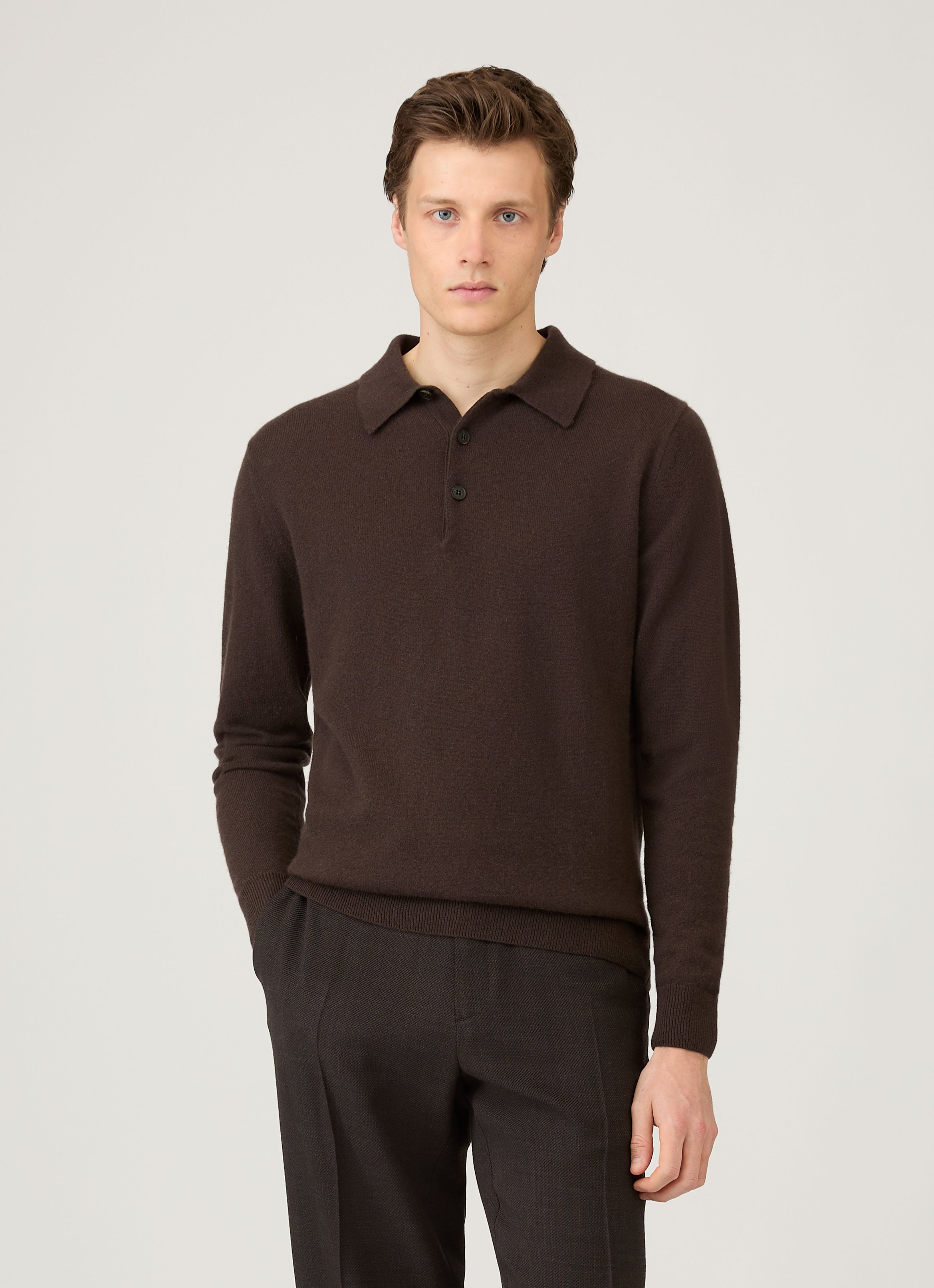 Men's Cashmere Knitted Polo Shirt in Truffle | Sunspel