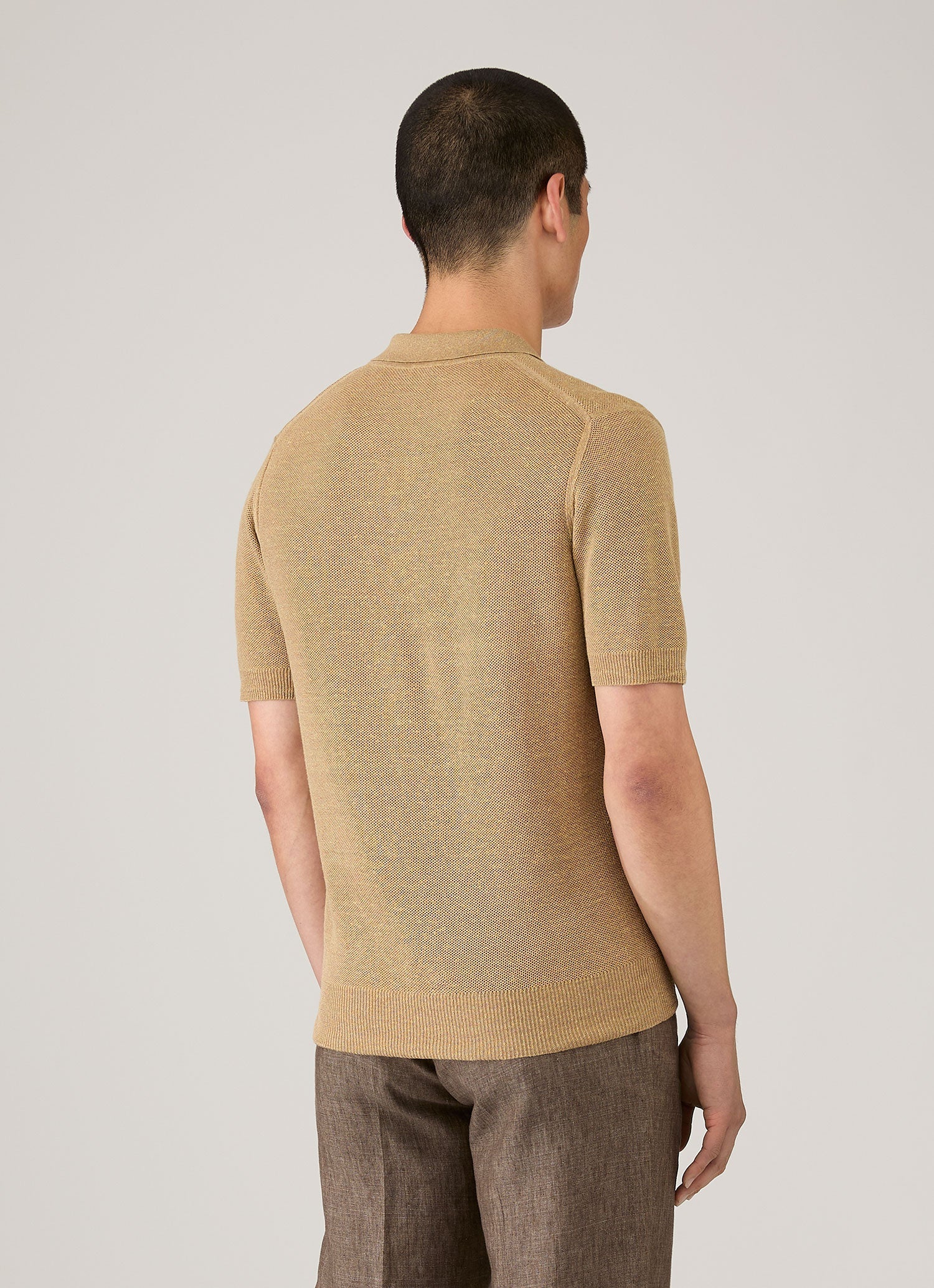 SUNSEA 16SS Linen Vネックニット ベージュ 2 Men's Silk Linen Honeycomb Polo in Hazelwood | Sunspel