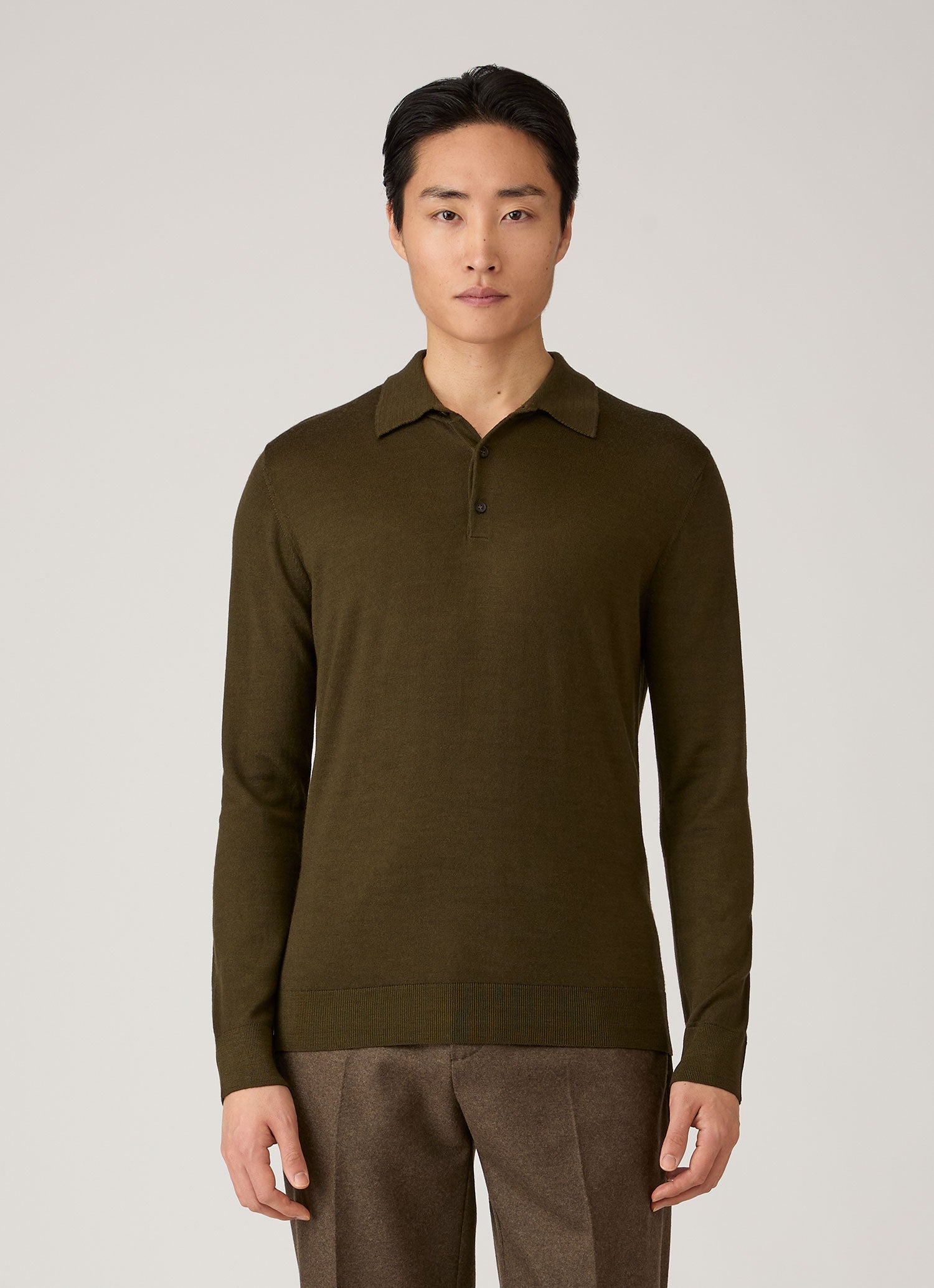 Men's Extra‑Fine Merino Knitted Polo Shirt in Loden Green | Sunspel