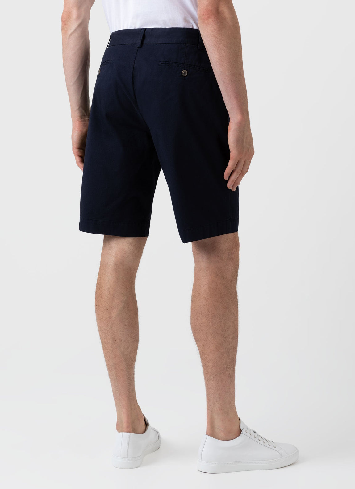 Men's Stretch Cotton Twill Chino Shorts in Navy | Sunspel