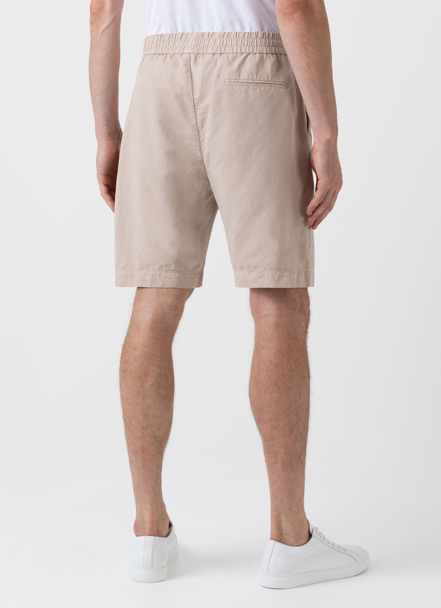 Men's Cotton Linen Drawstring Shorts in Light Sand