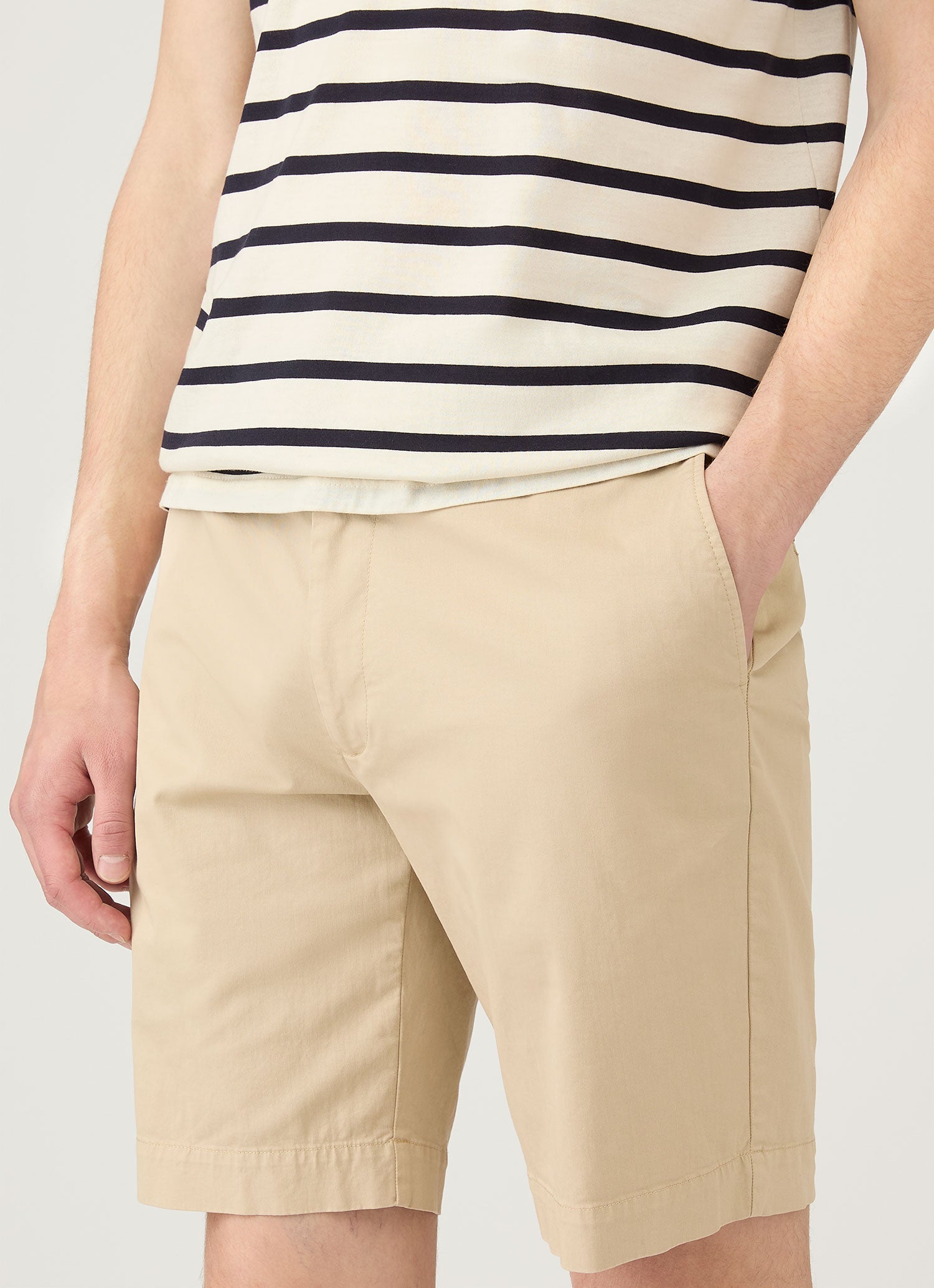 Men's Chino Shorts in Light Stone | Sunspel