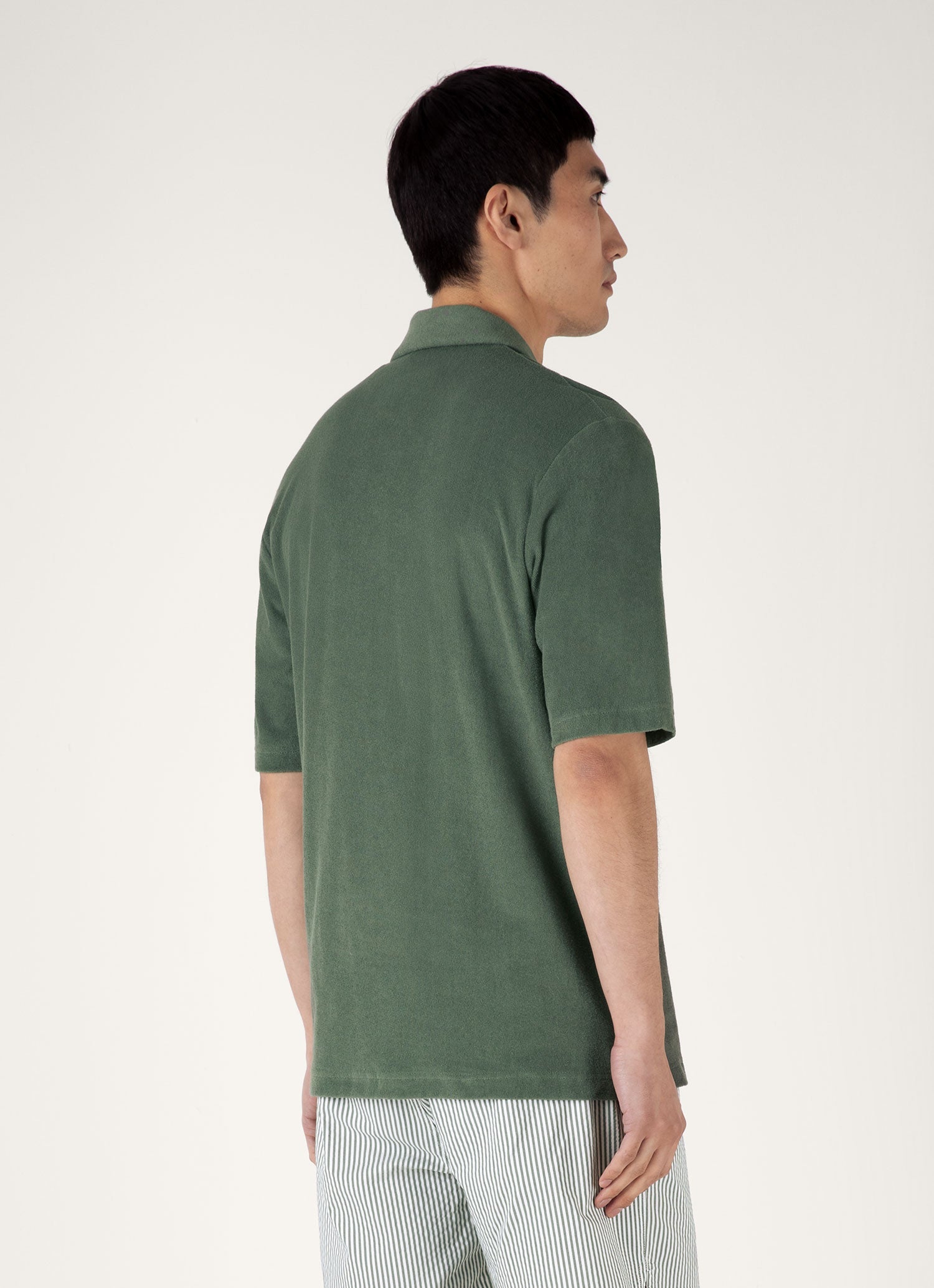 Men's Towelling Camp Collar Shirt in Dusk Green | Sunspel