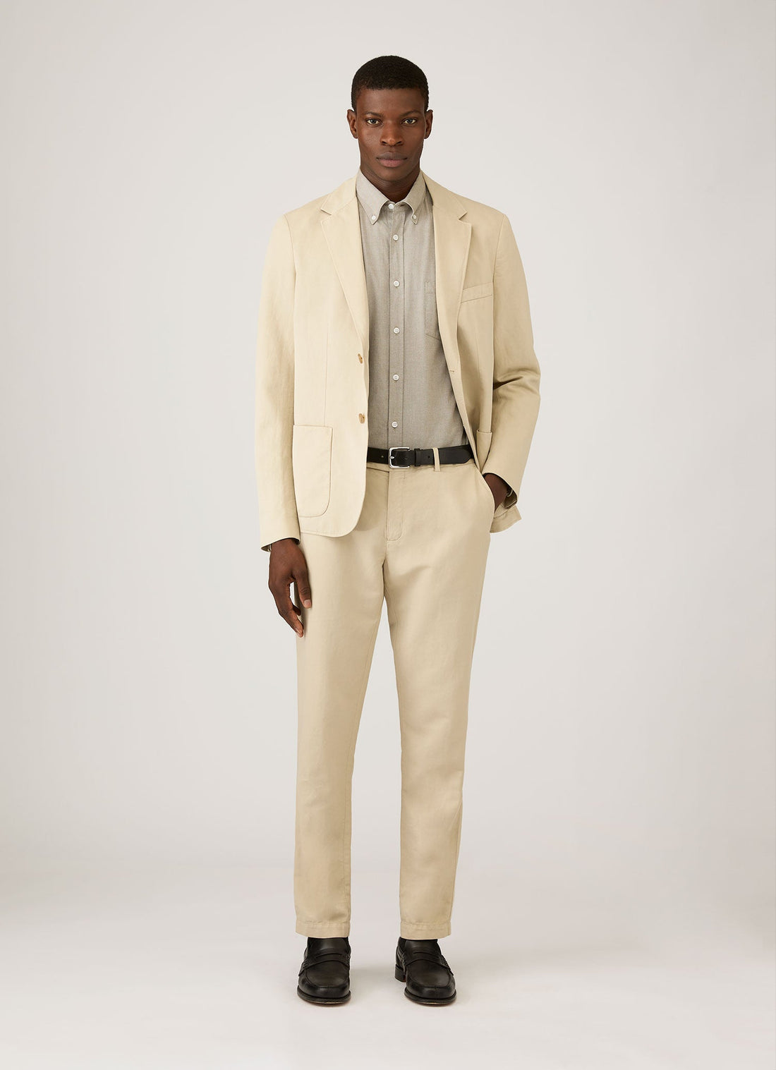 Men's Button Down Oxford Shirt in Light Khaki