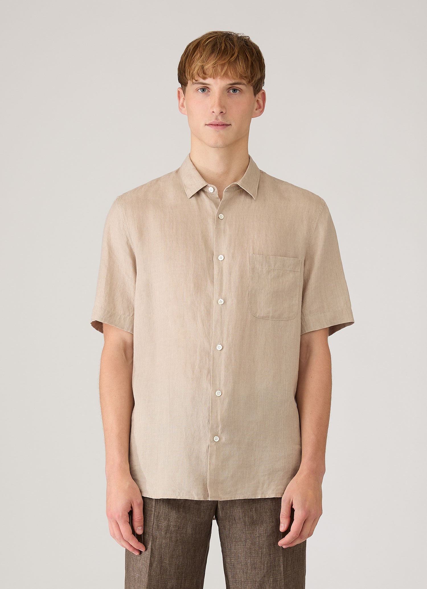 Men's Short Sleeve Linen Shirt in Hazelwood | Sunspel