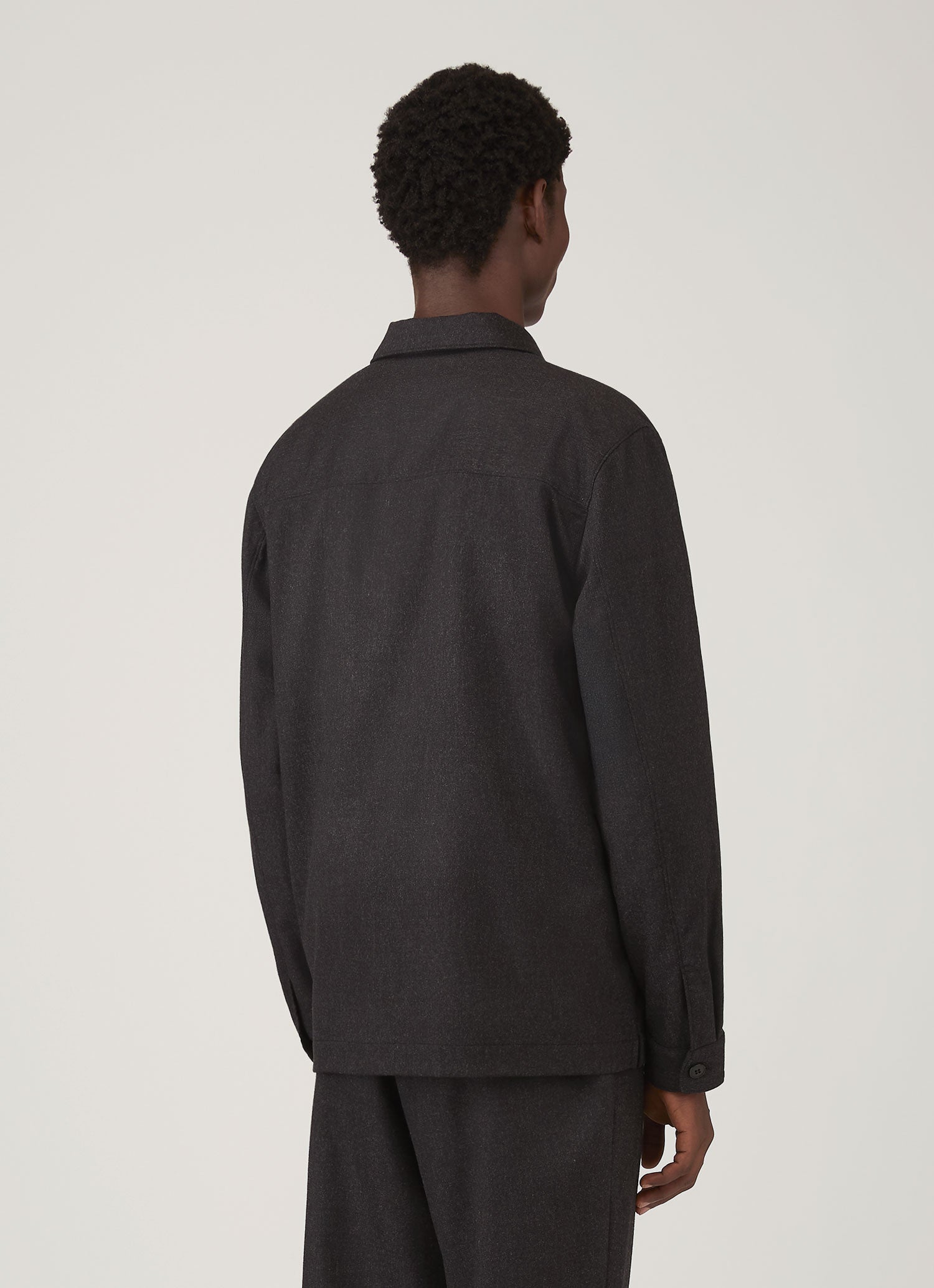 Men's Wool Cashmere Flannel Overshirt in Charcoal Melange