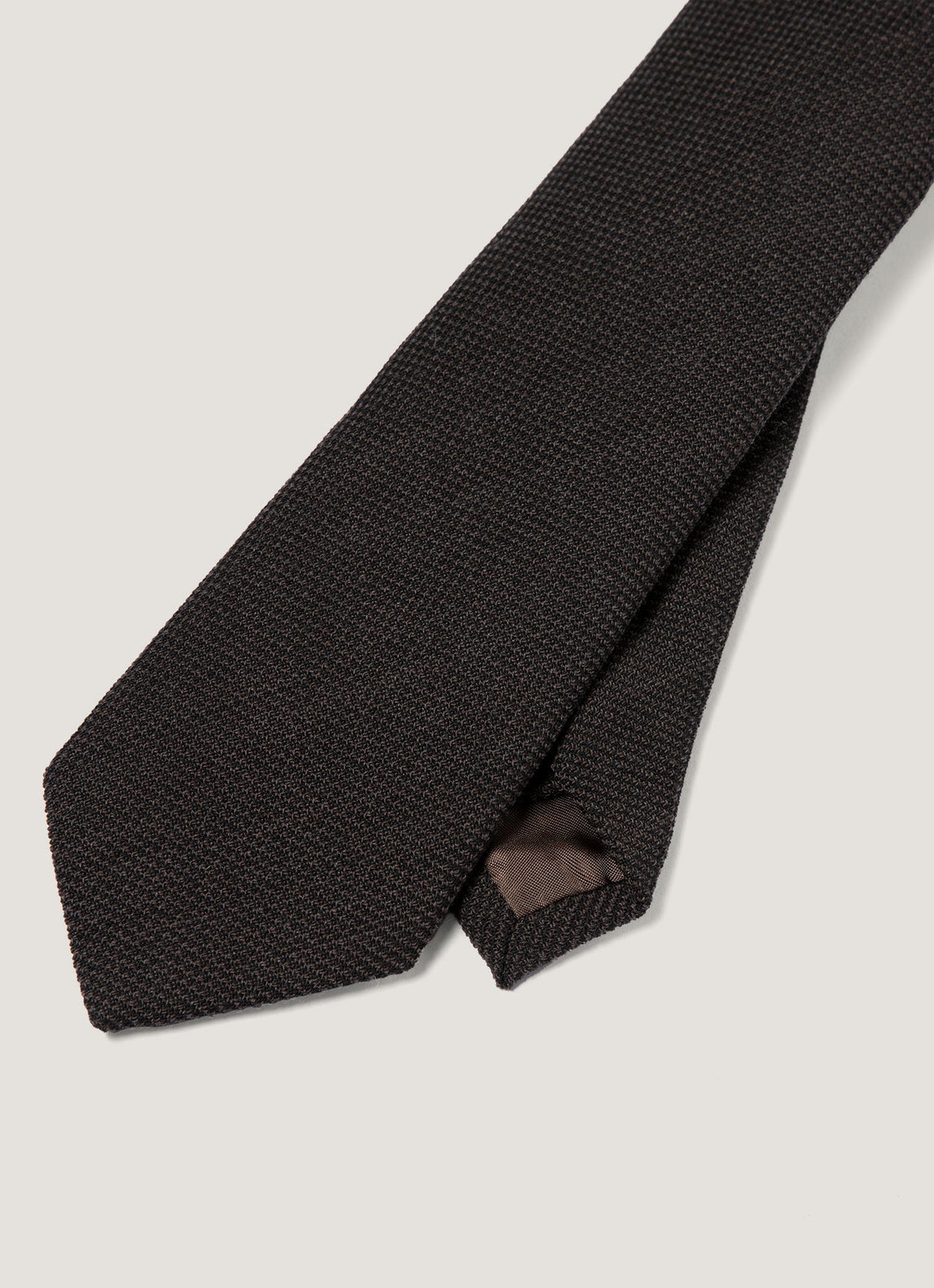 Men's Textured Wool Tie in Truffle