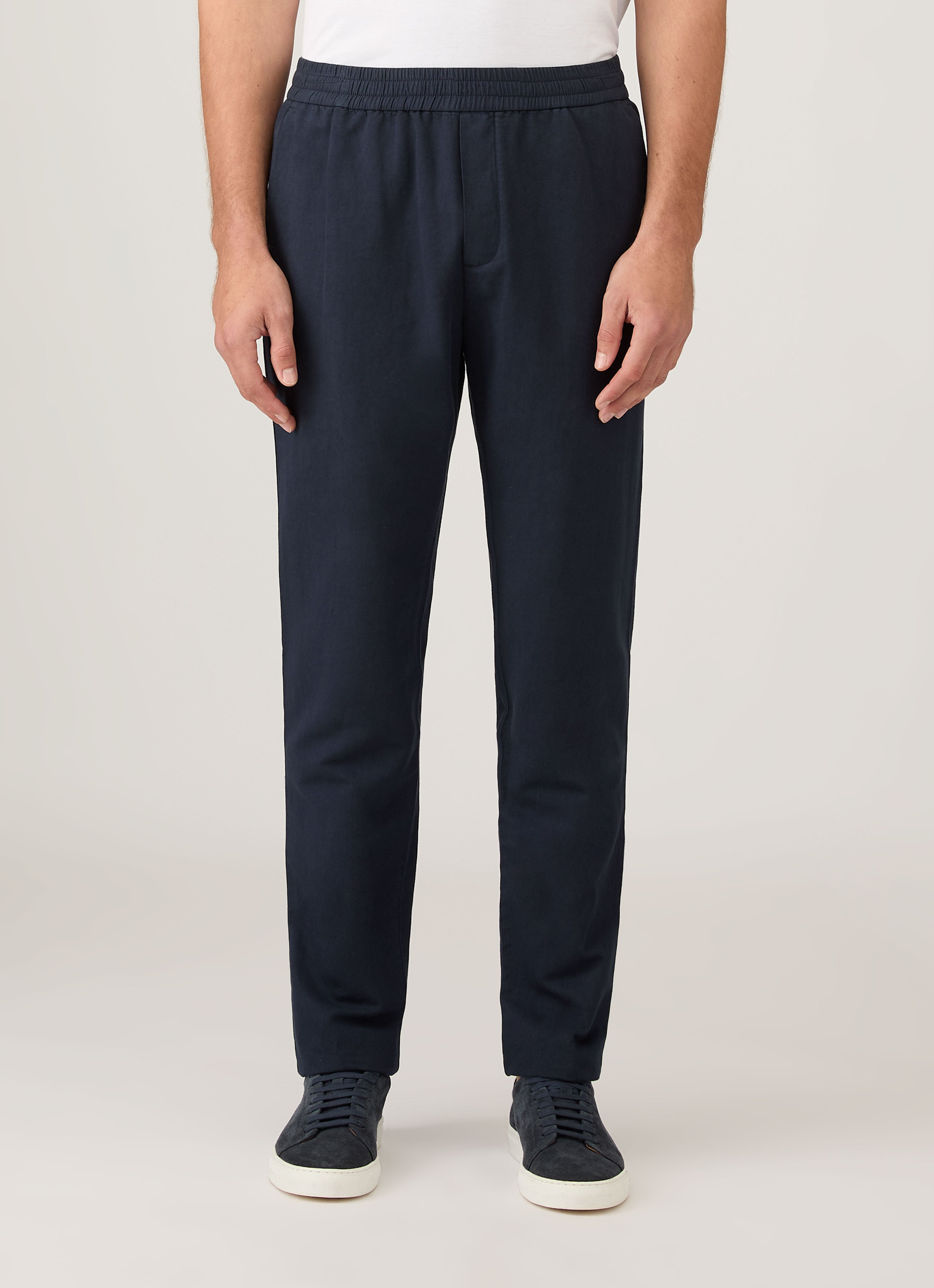 Men's Cotton Linen Drawstring Trouser in Navy | Sunspel