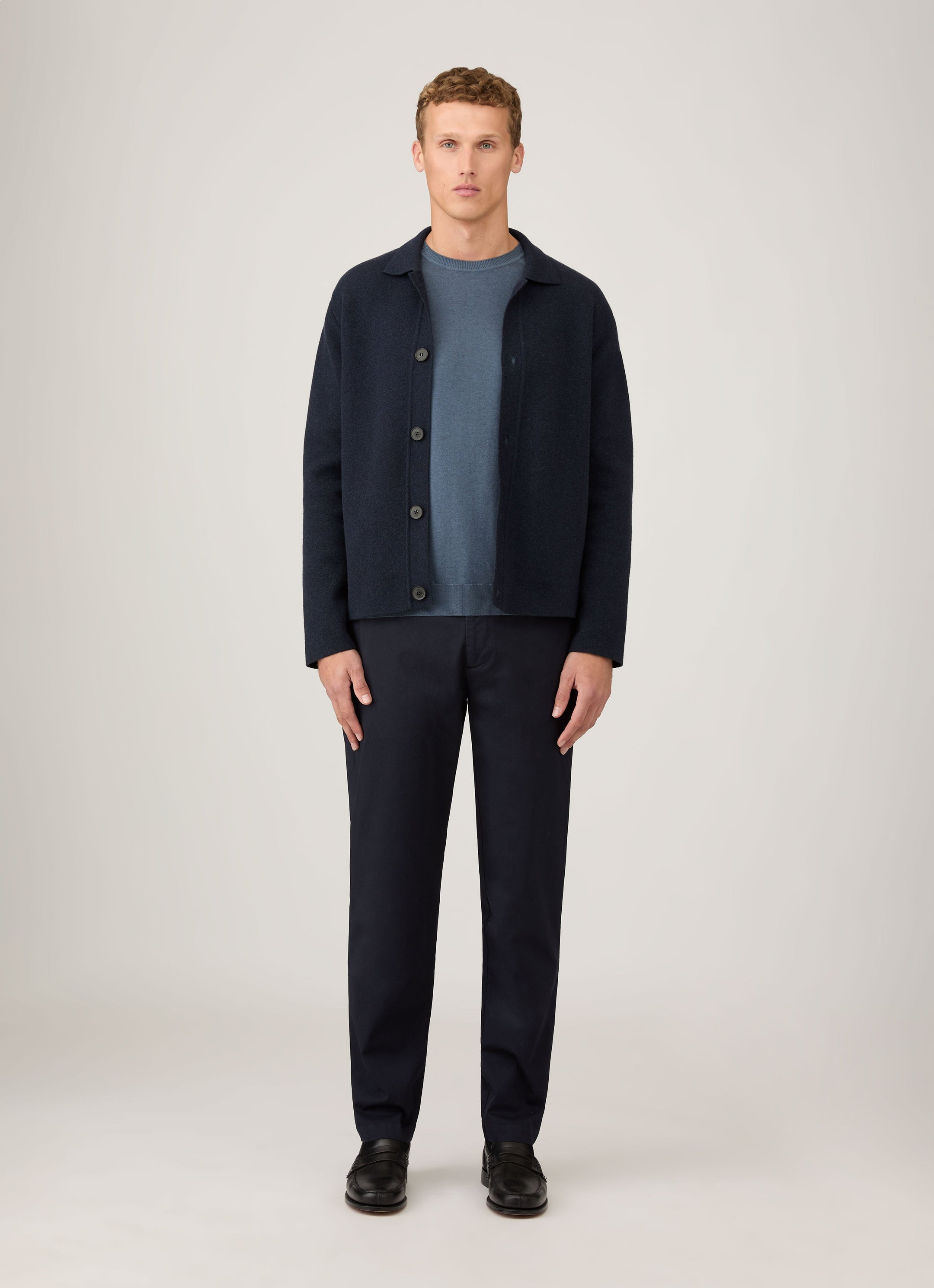 Men's Regular Fit Chino in Navy