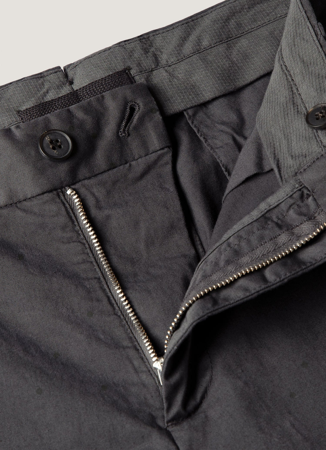 Men's Regular Fit Chino in Anthracite