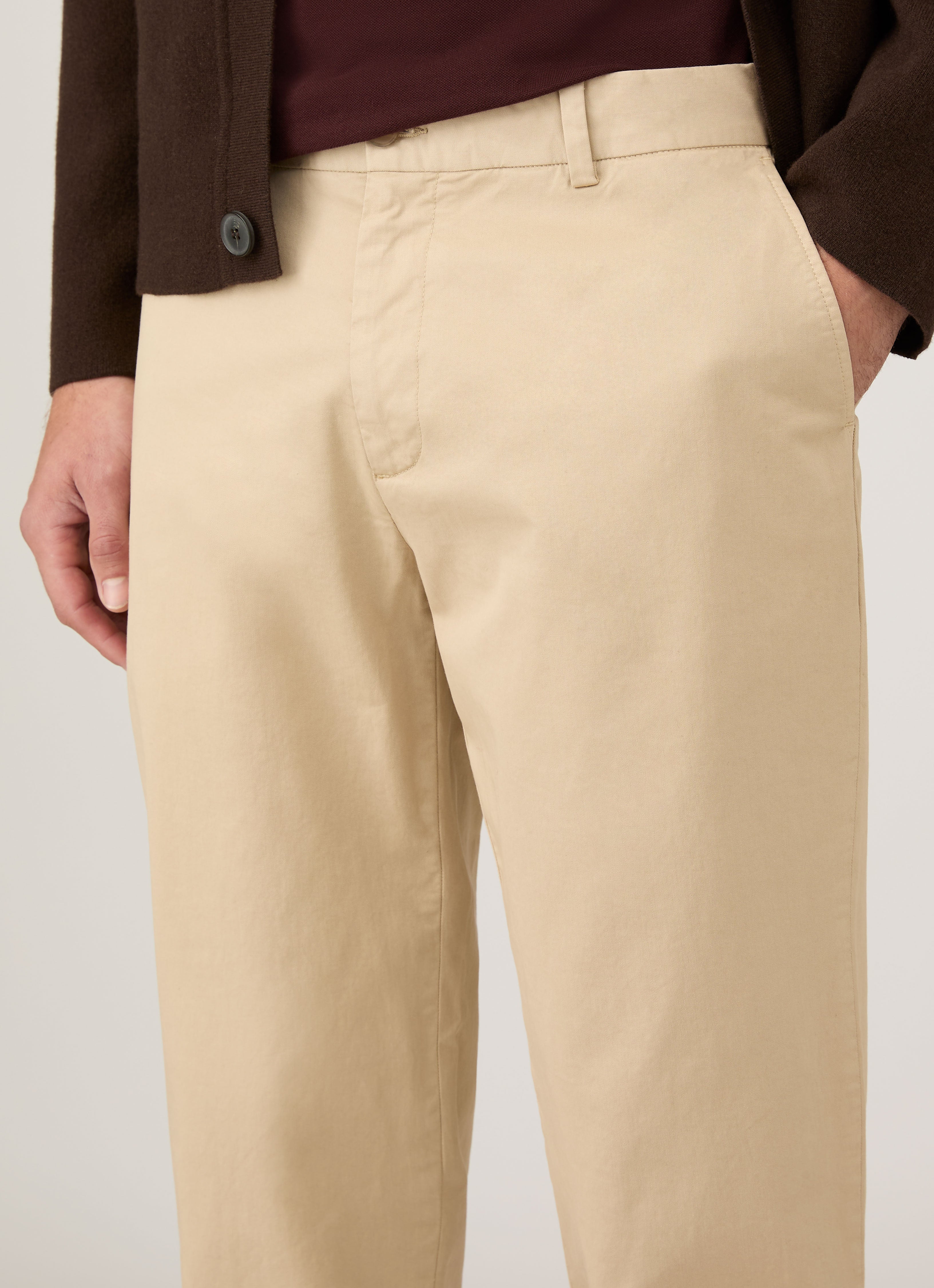 Men's Regular Fit Chino in Light Stone | Sunspel