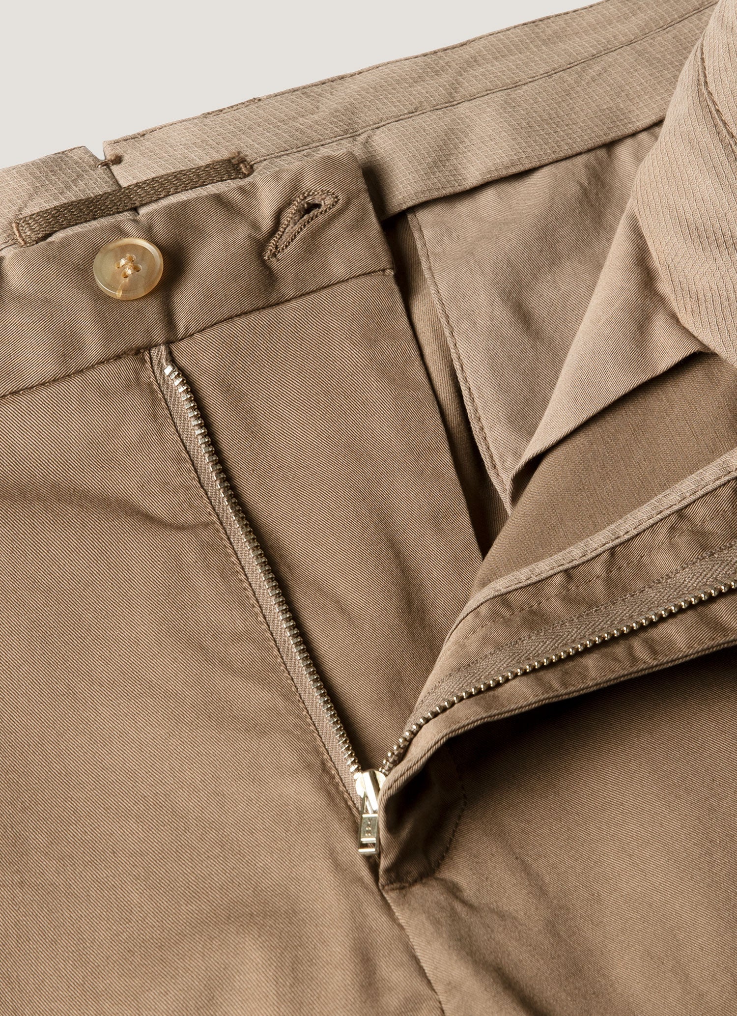 Men's Regular Fit Chino in Dark Stone | Sunspel