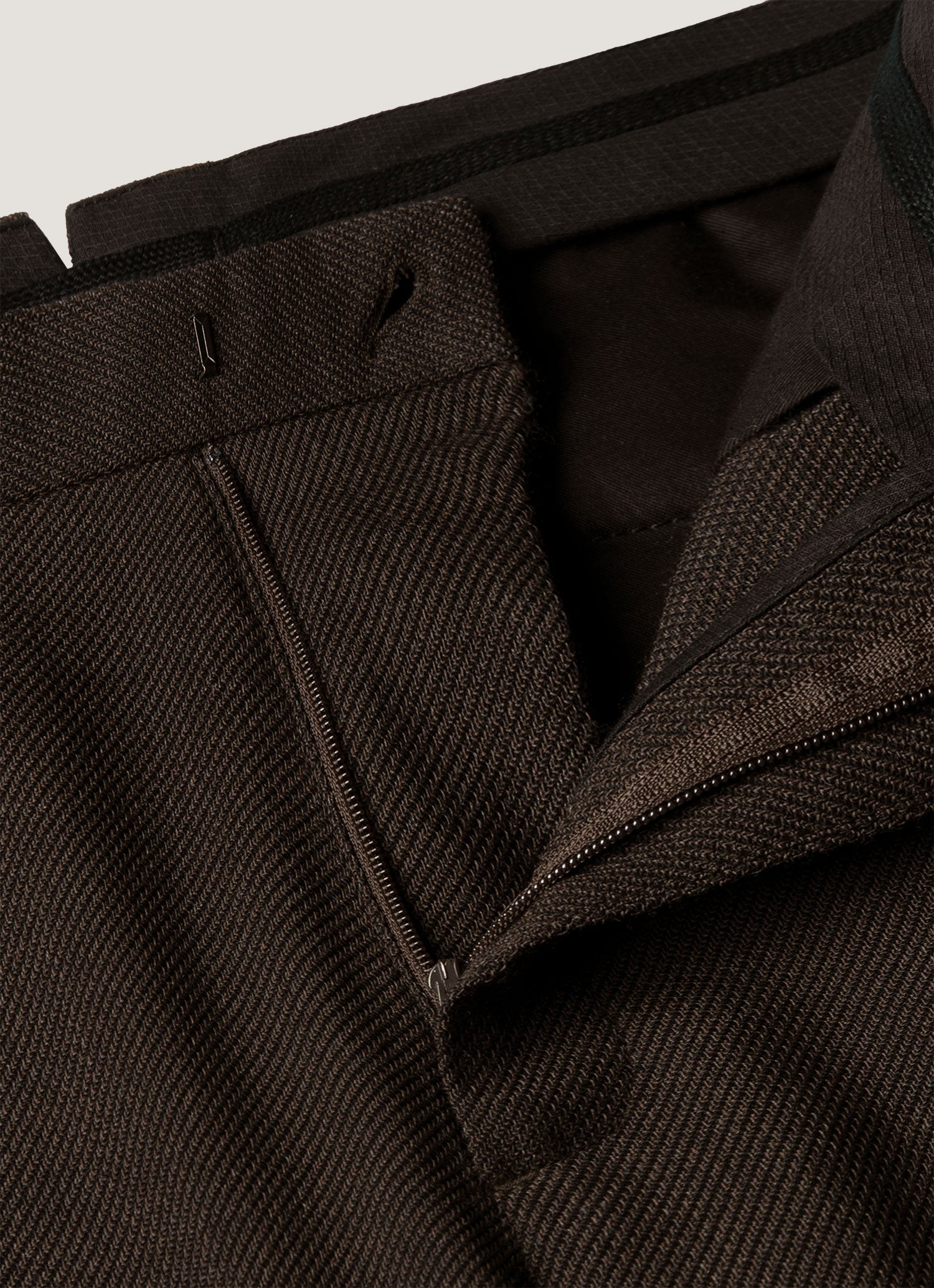 Men's Textured Wool Trouser in Truffle | Sunspel