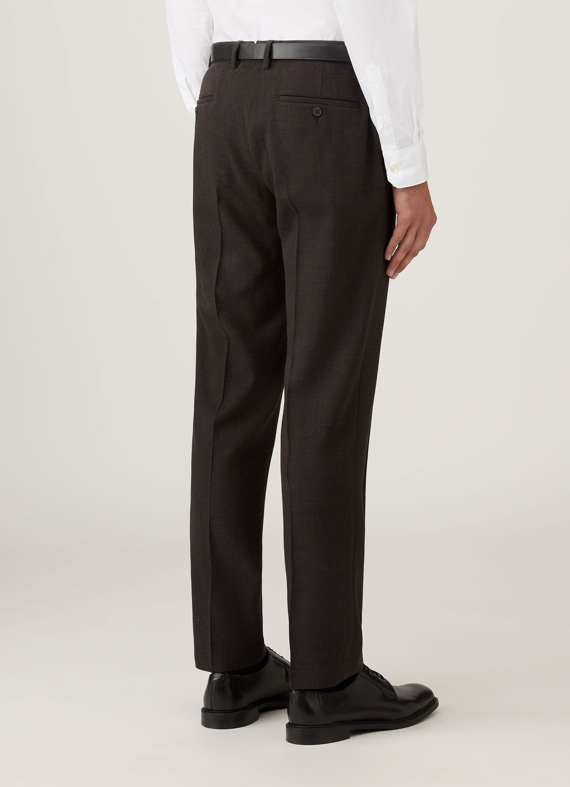 Men's Textured Wool Trouser in Truffle