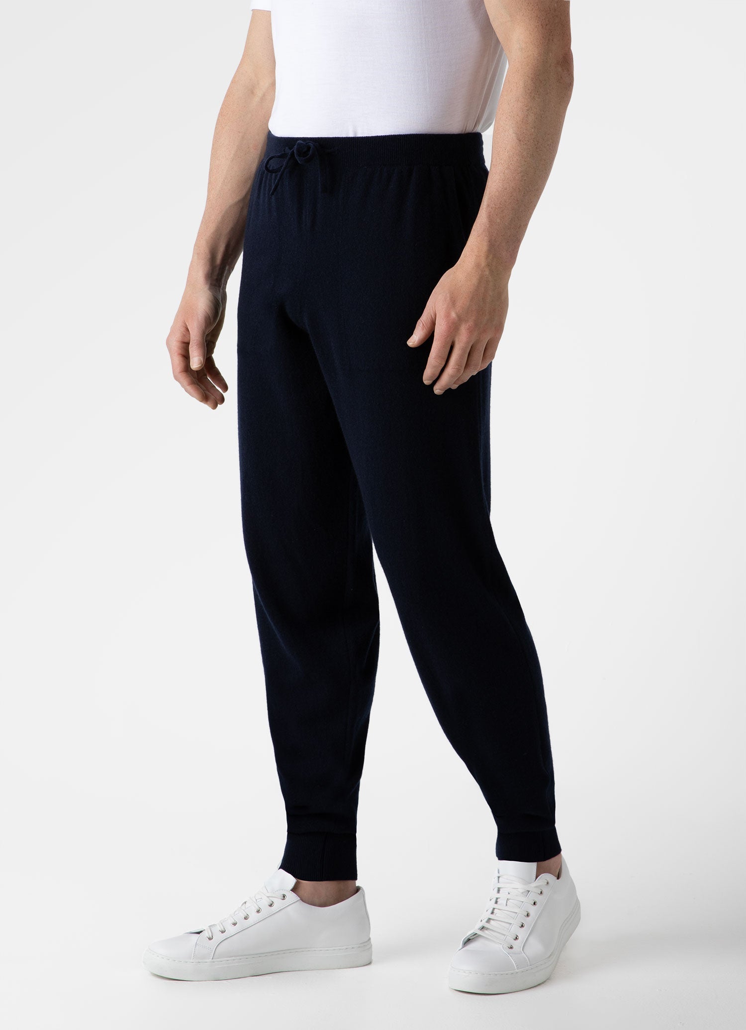 Men's Cashmere Lounge Pant in Navy | Sunspel