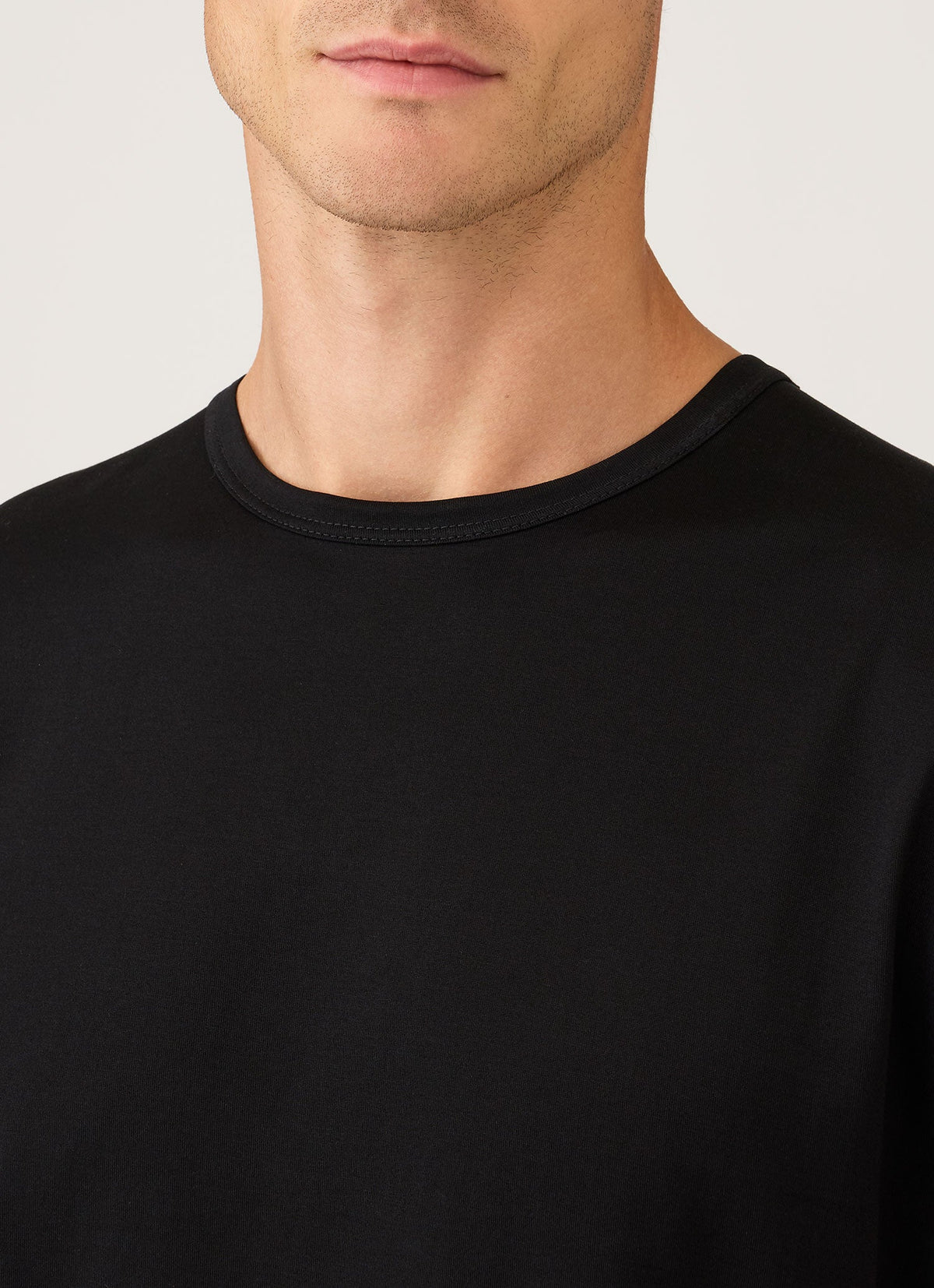 Men's Classic T-shirt in Black
