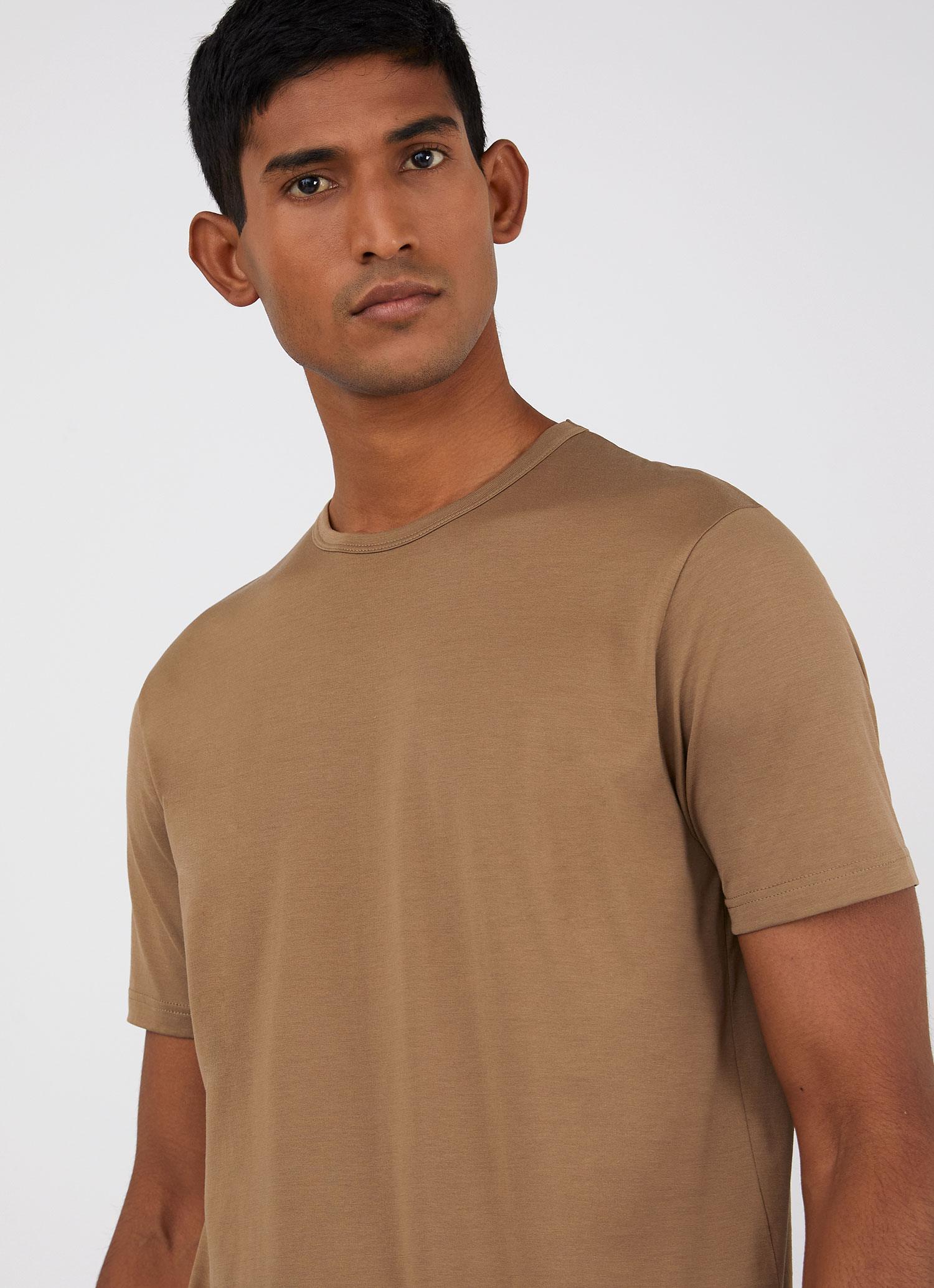 Men's Classic T-shirt in Dark Tan