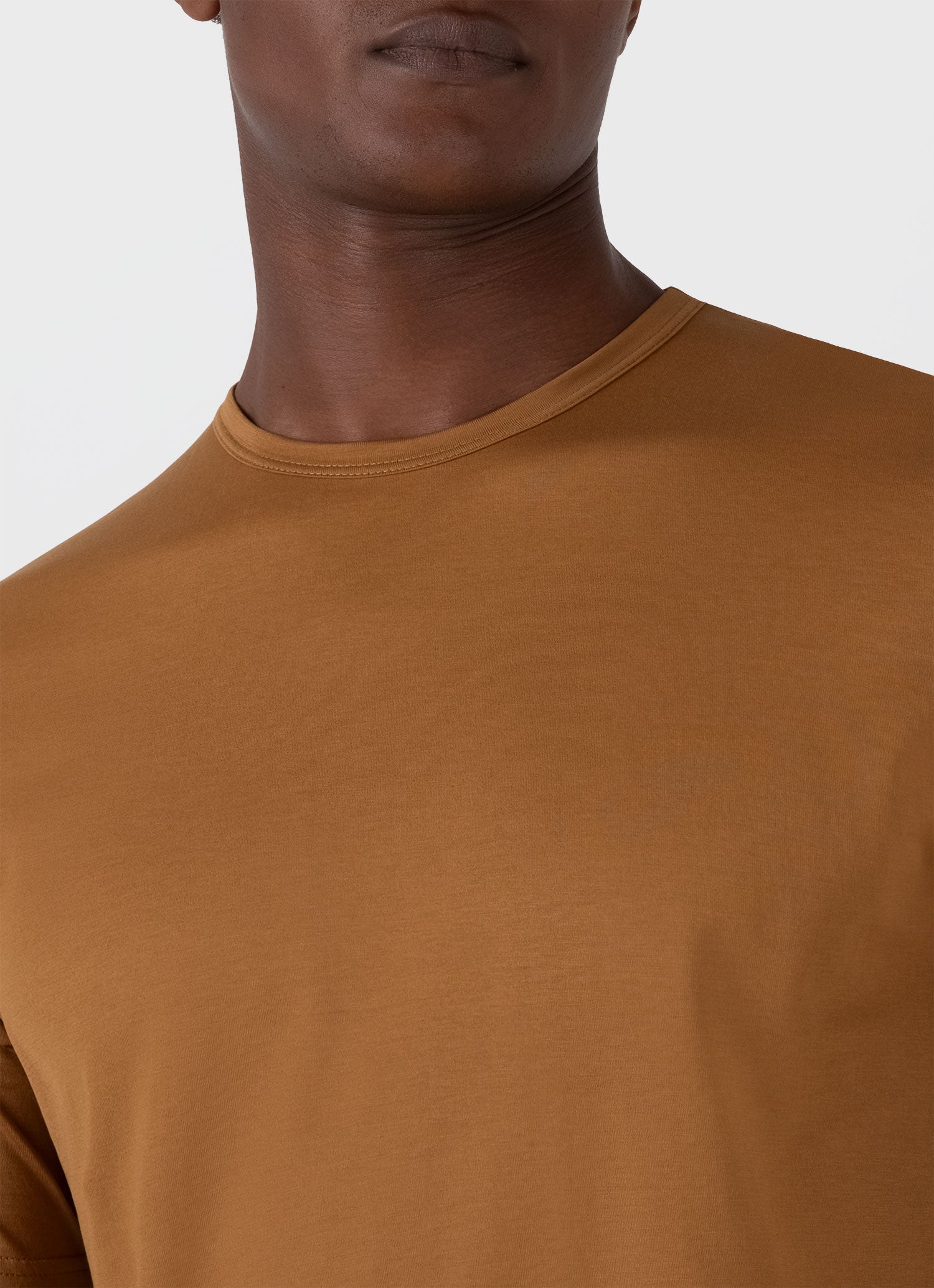 Men's Classic T-shirt in Golden Brown