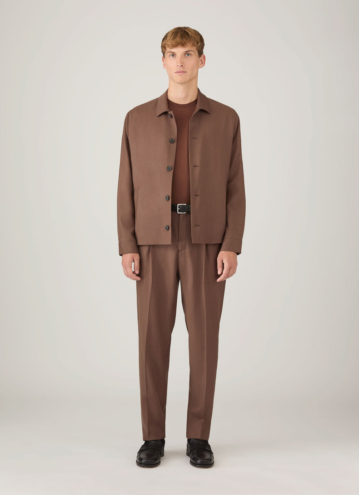 Men's Classic T-shirt in Conker Brown