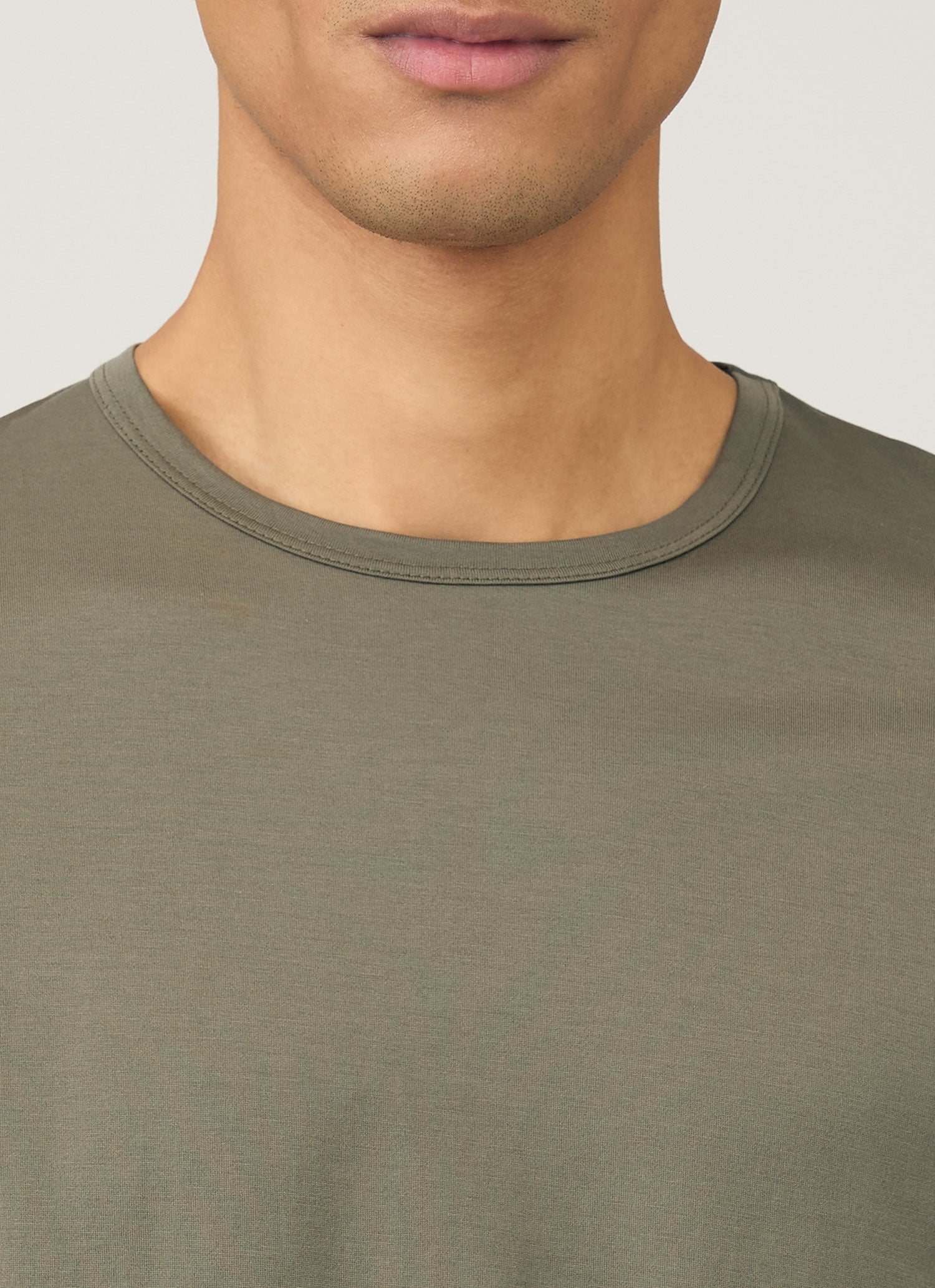 Men's Classic T-shirt in Khaki | Sunspel