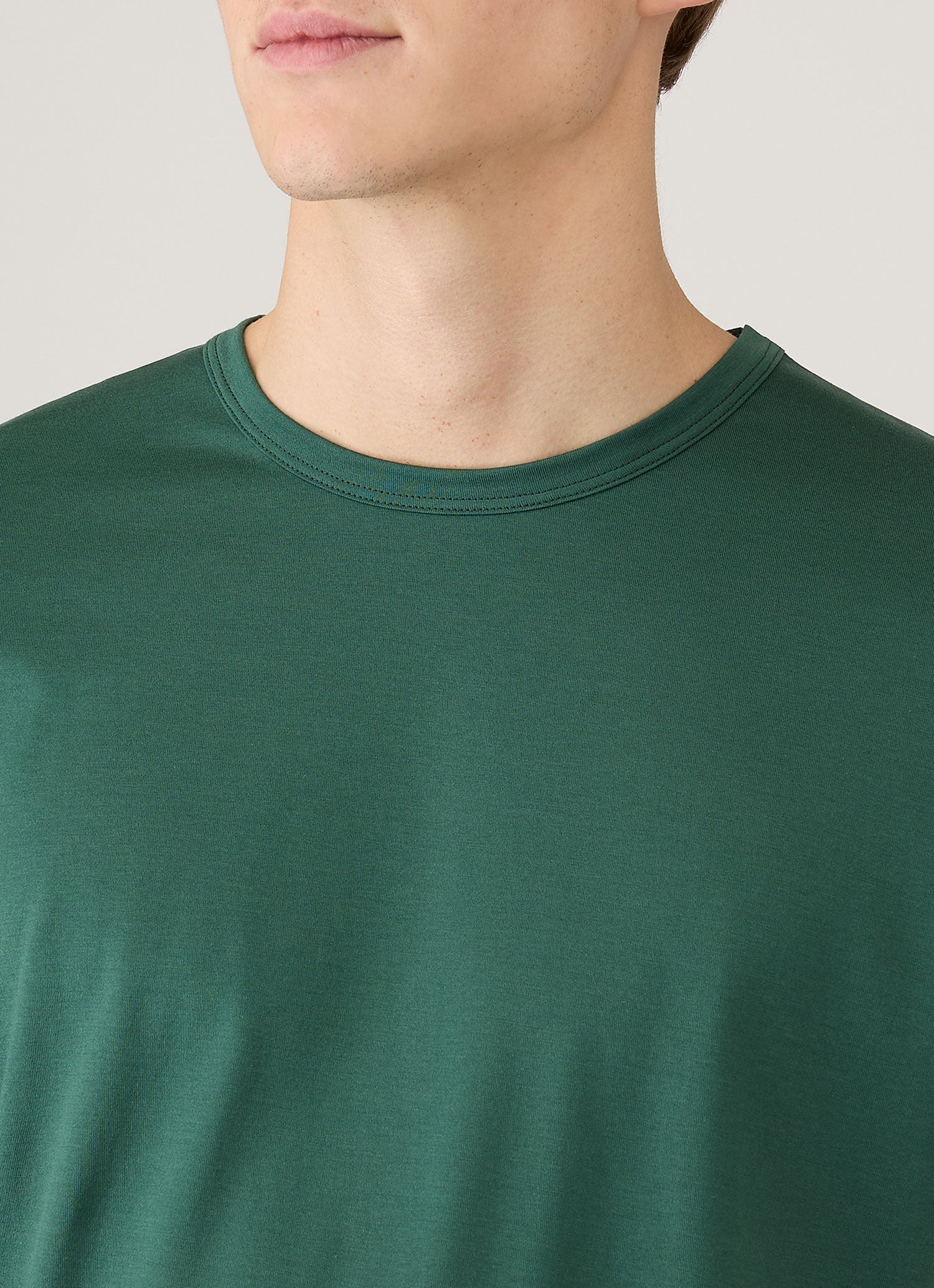 Men's Classic T-shirt in Forest | Sunspel