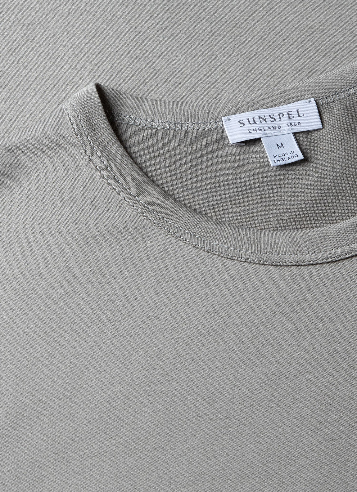 Men's Classic T-shirt in Mid Grey