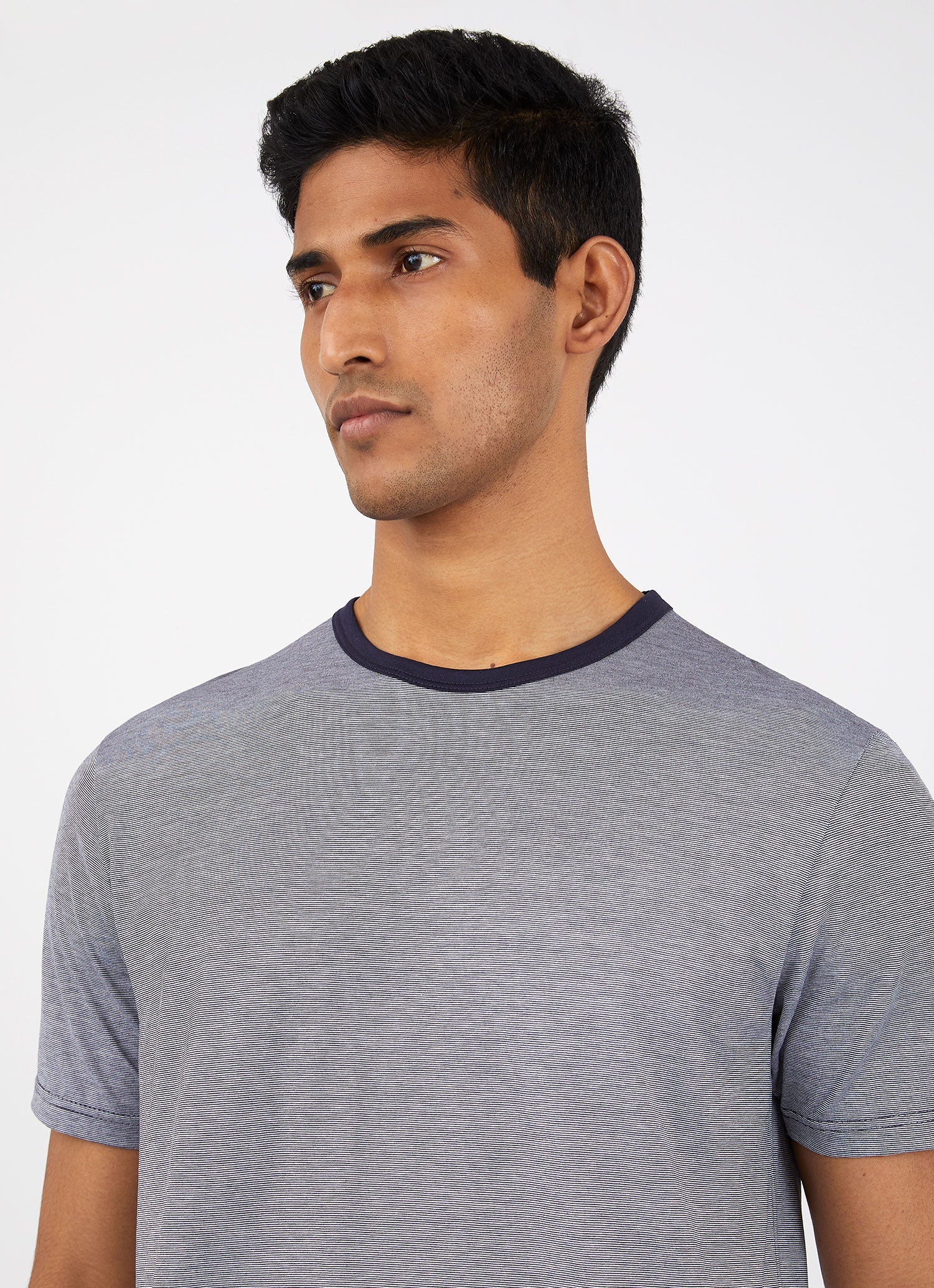 Men's Classic T-shirt in Navy/White Narrow Stripe