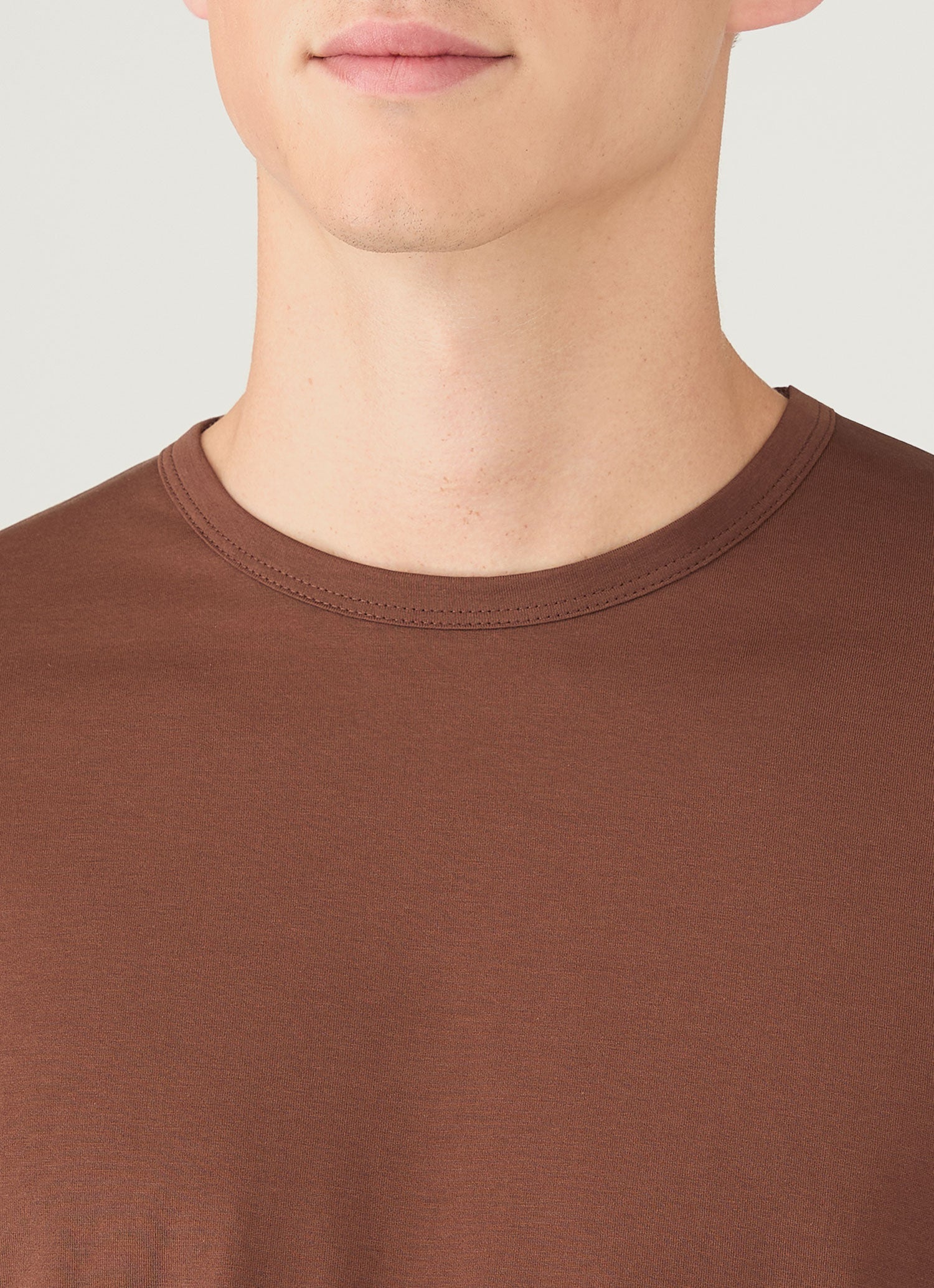 Men's Long Sleeve Classic T-shirt in Conker Brown