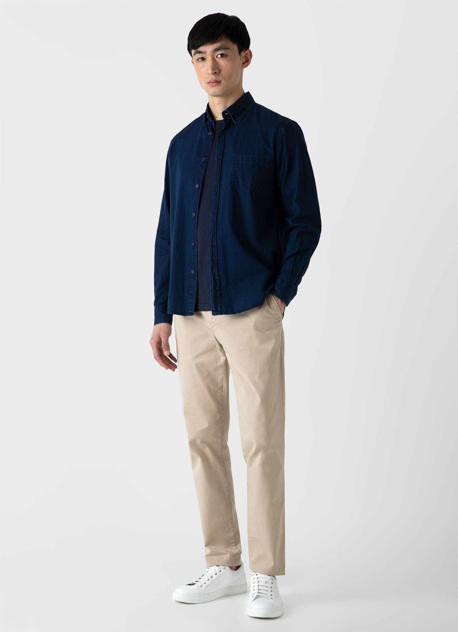 Men's Long Sleeve Classic T-shirt in Navy | Sunspel