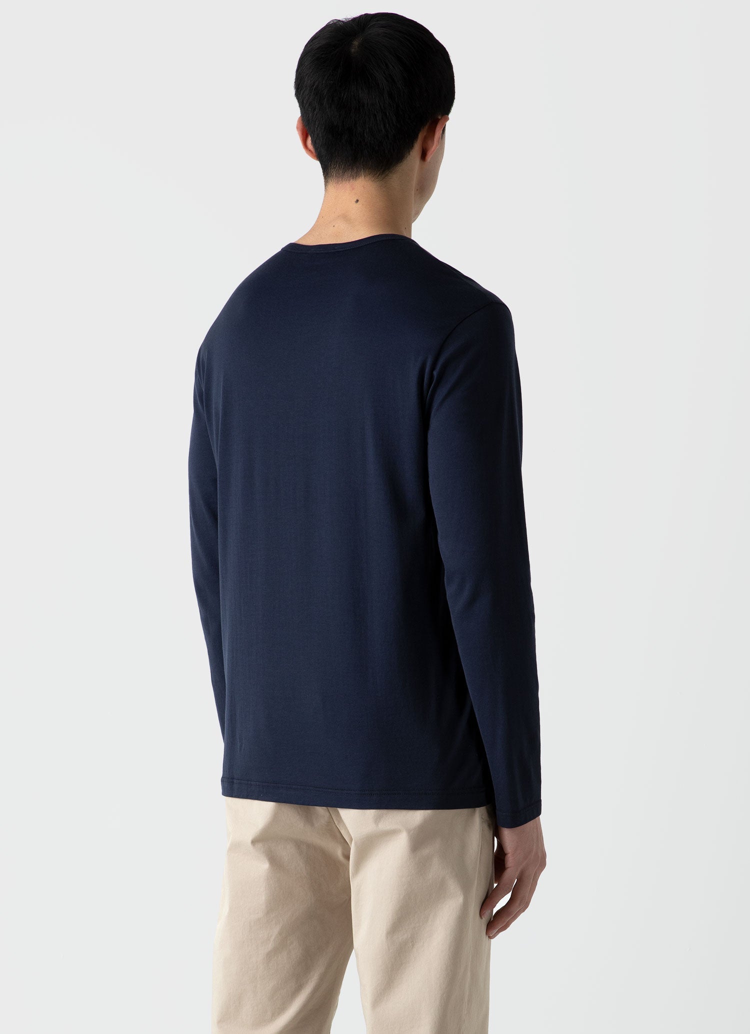 Men's Long Sleeve Classic T-shirt in Navy | Sunspel