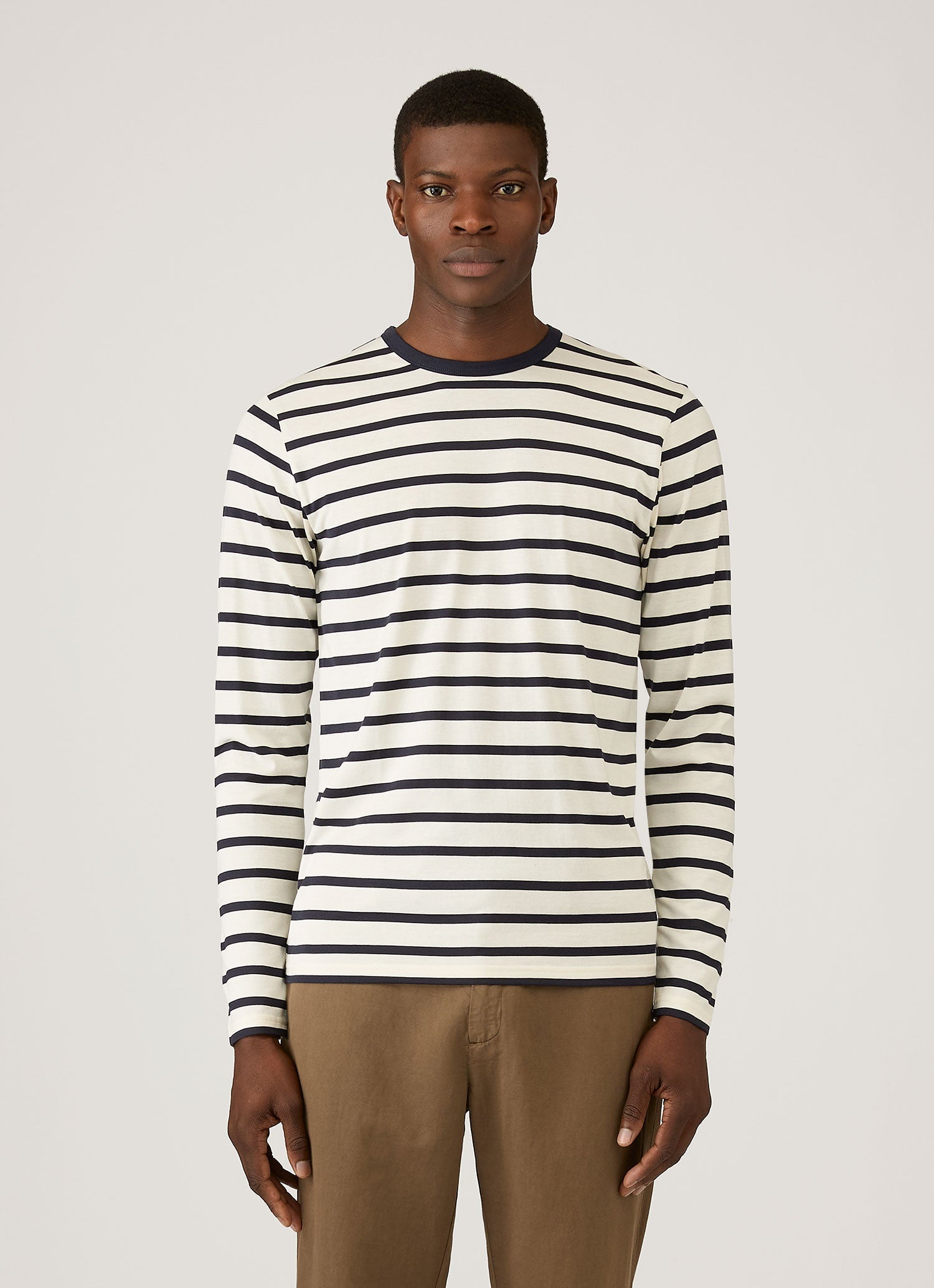 Men's Long Sleeve Classic T-shirt in Ecru/Navy Breton Stripe | Sunspel