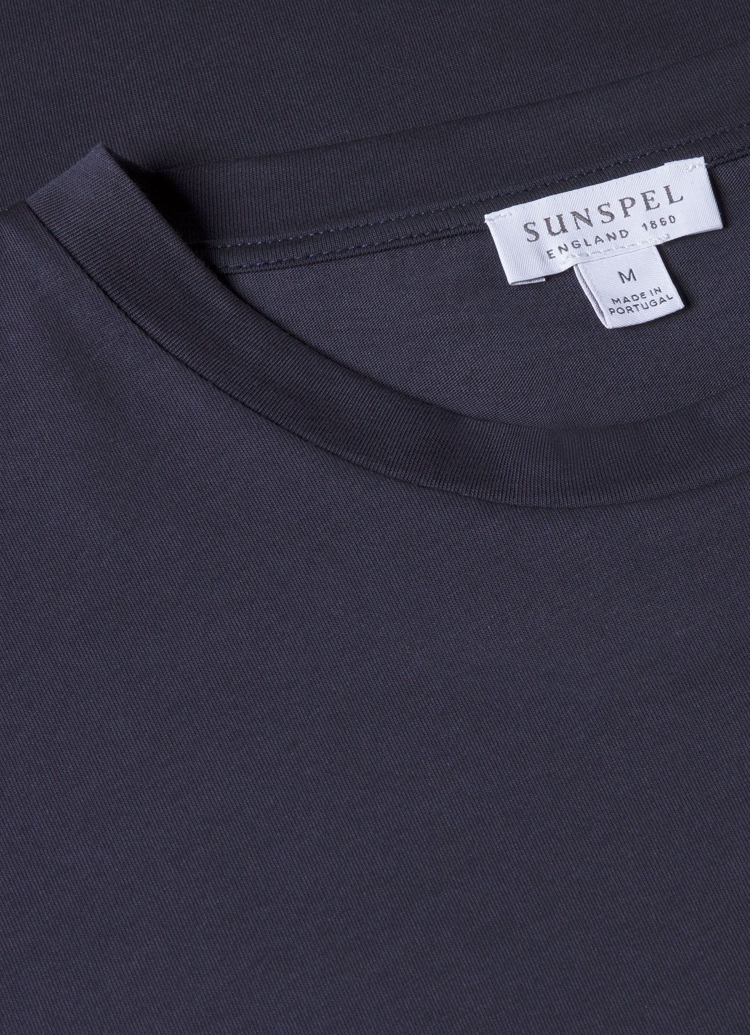 Men's Riviera Midweight T-shirt in Navy | Sunspel
