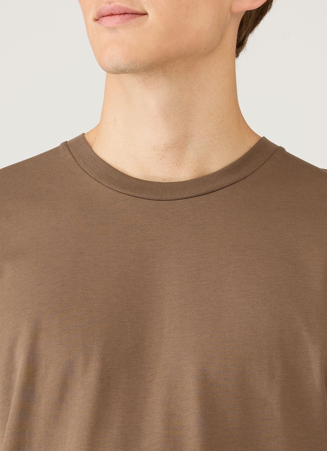 Men's Riviera Midweight T-shirt in Dark Cedar