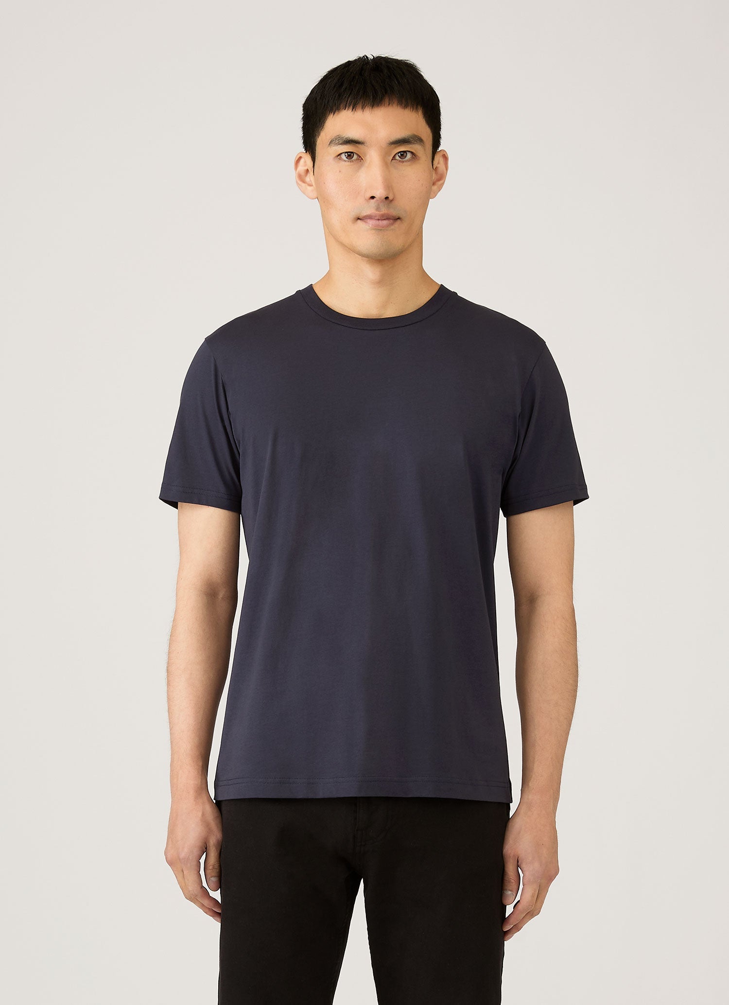 Men's Riviera Midweight T-shirt in Navy | Sunspel