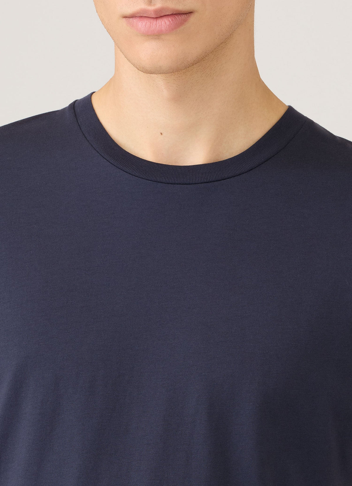 Men's Riviera Midweight T-shirt in Navy