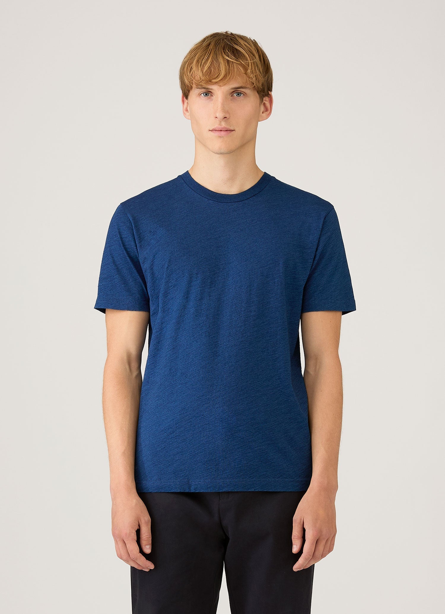 Men's Riviera Midweight T-shirt in Real Indigo | Sunspel