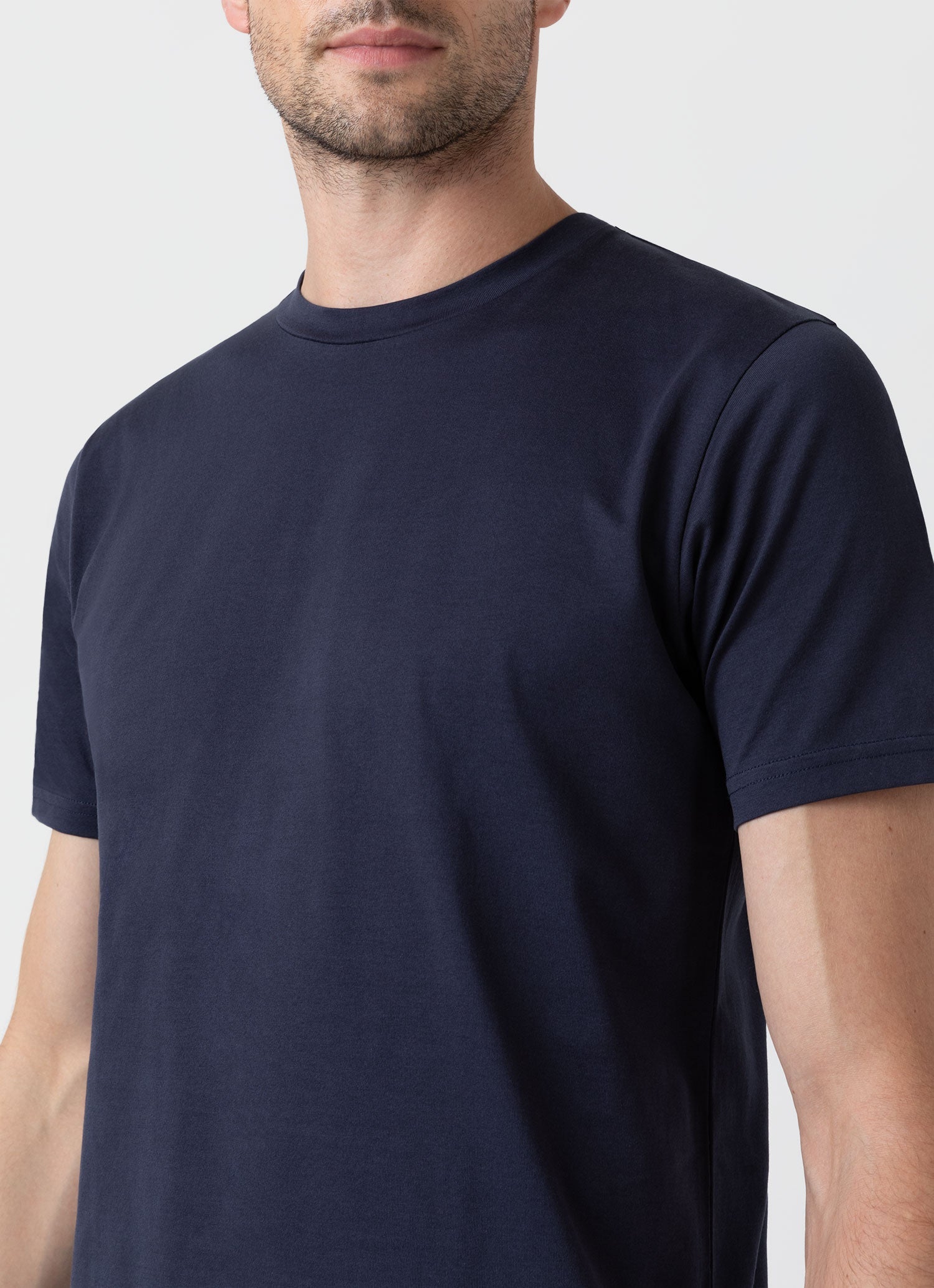 Men's Riviera Midweight T-shirt in Navy | Sunspel