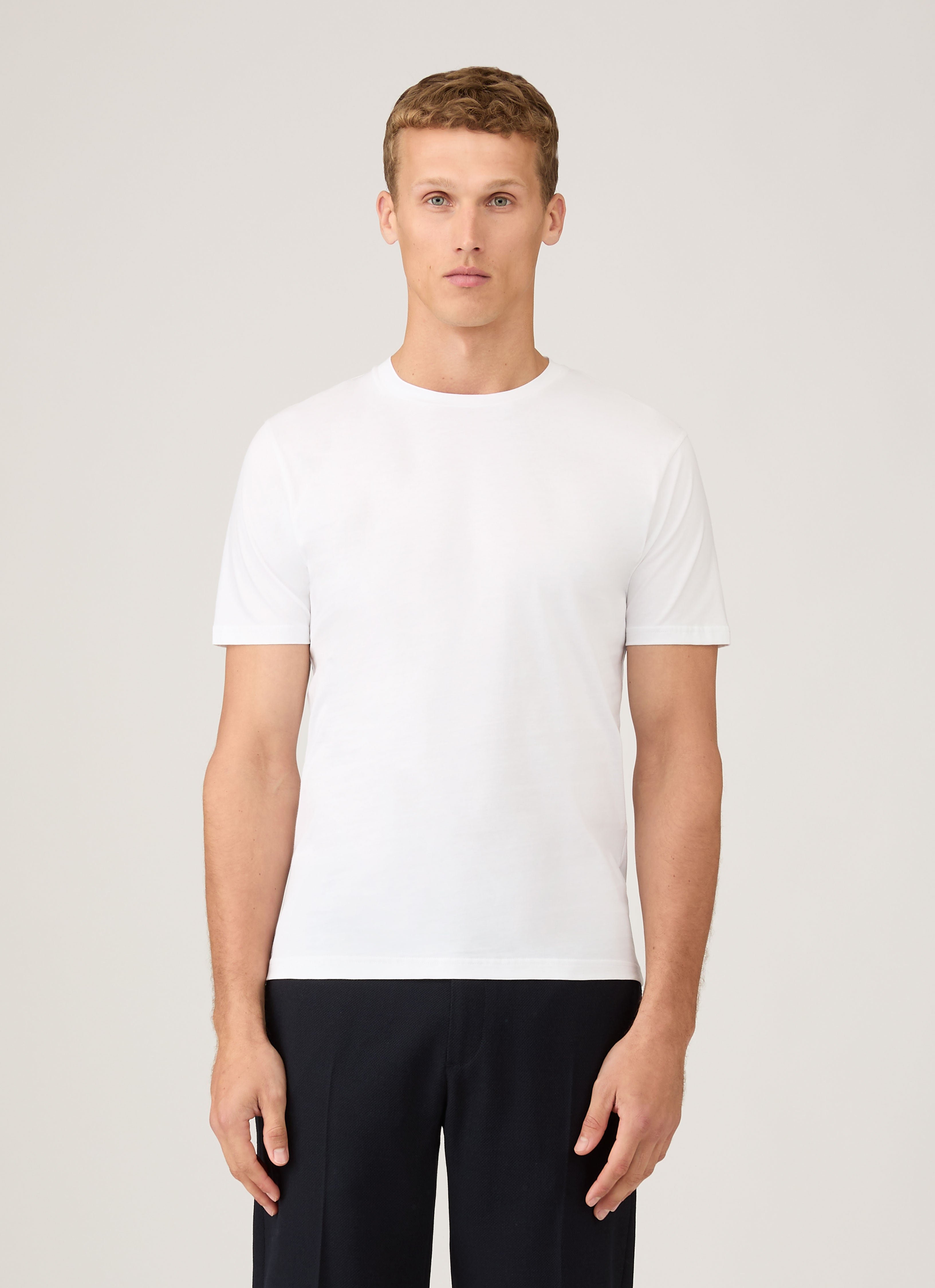 Men's Riviera Midweight T-shirt in White | Sunspel