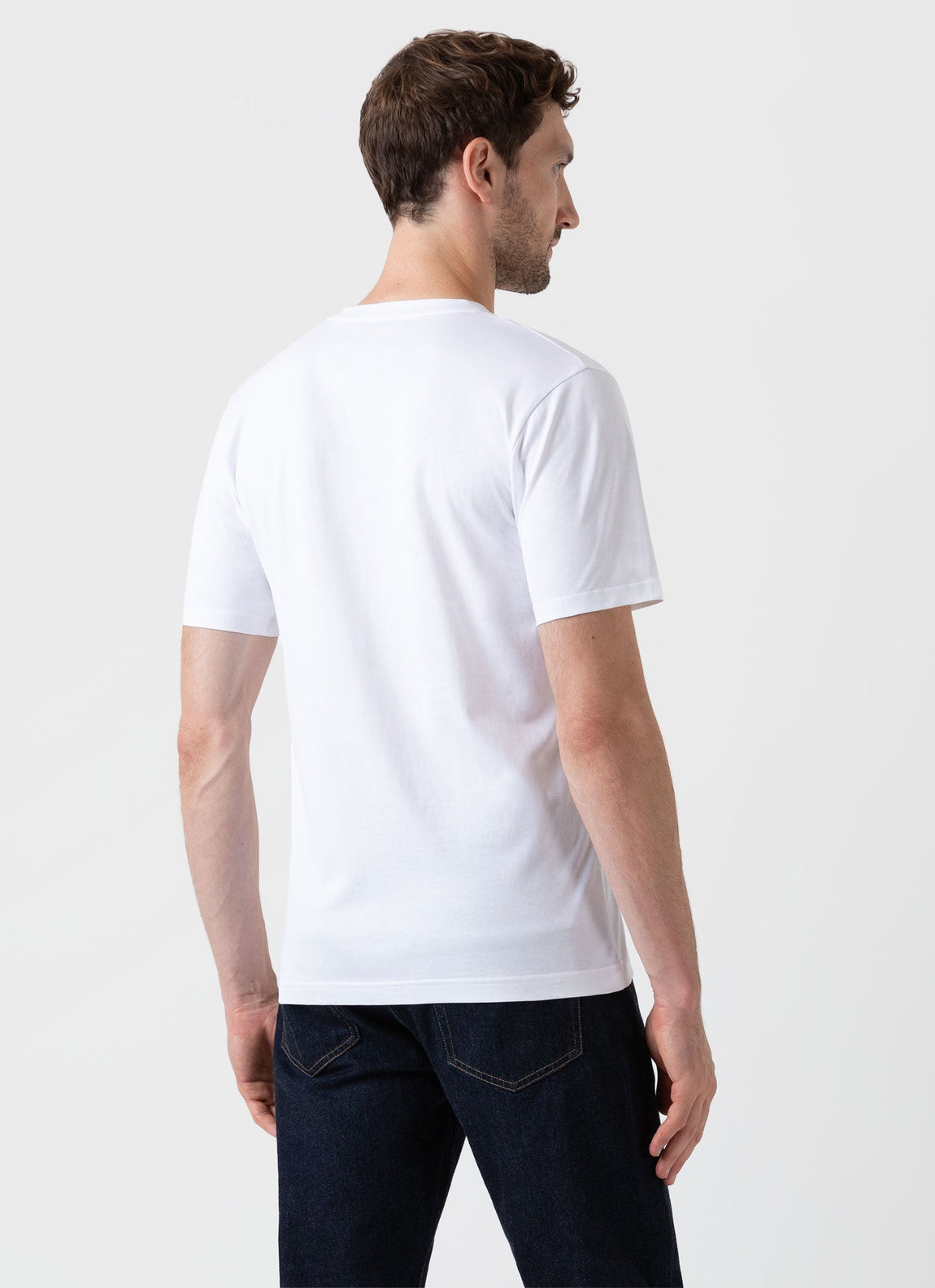 Men's Riviera Midweight V-neck T-shirt in White | Sunspel