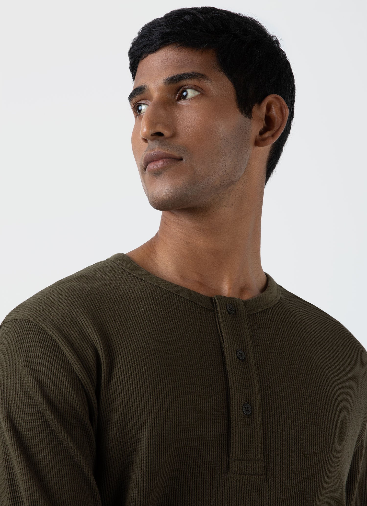 Men's Long Sleeve Waffle Henley in Dark Olive | Sunspel