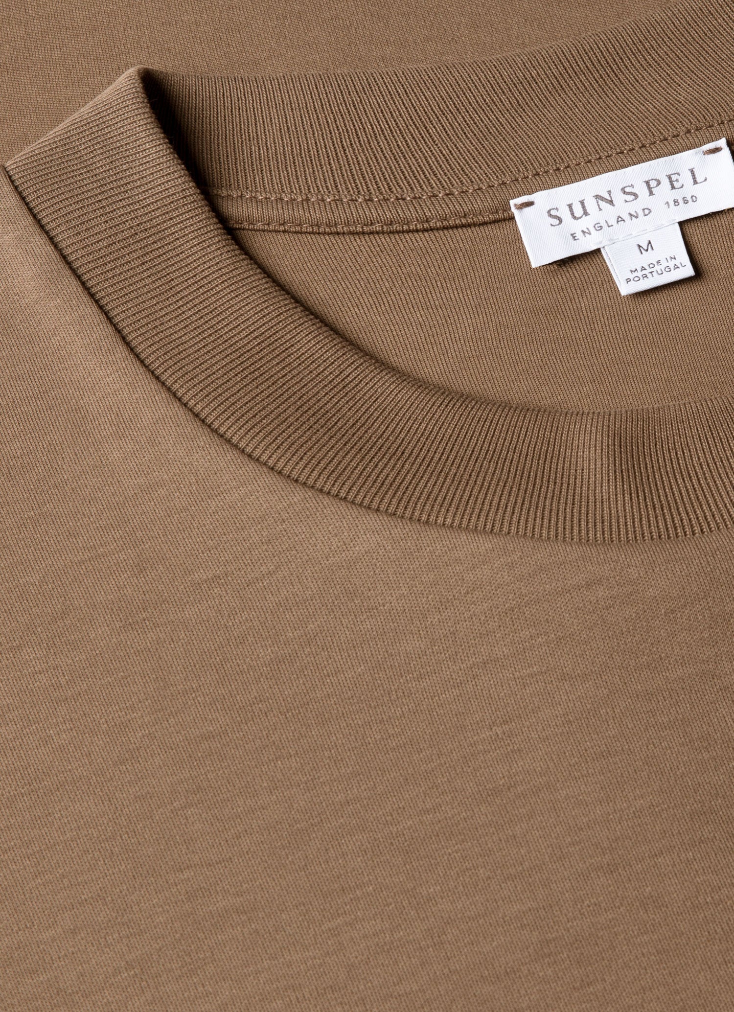 Men's Relaxed Fit Heavyweight T-shirt in Dark Cedar | Sunspel