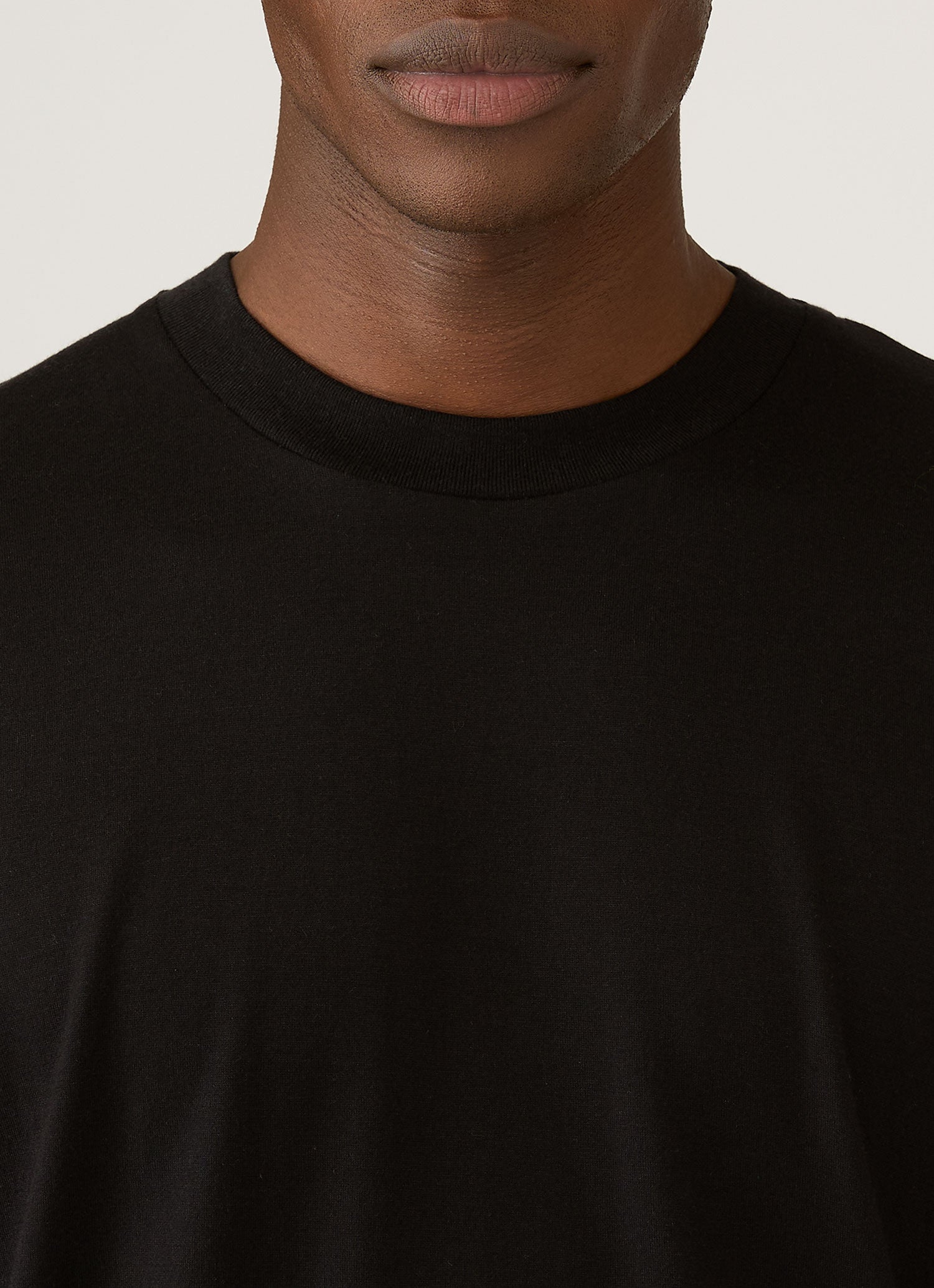Men's Silk Cotton Cashmere T-shirt in Black | Sunspel