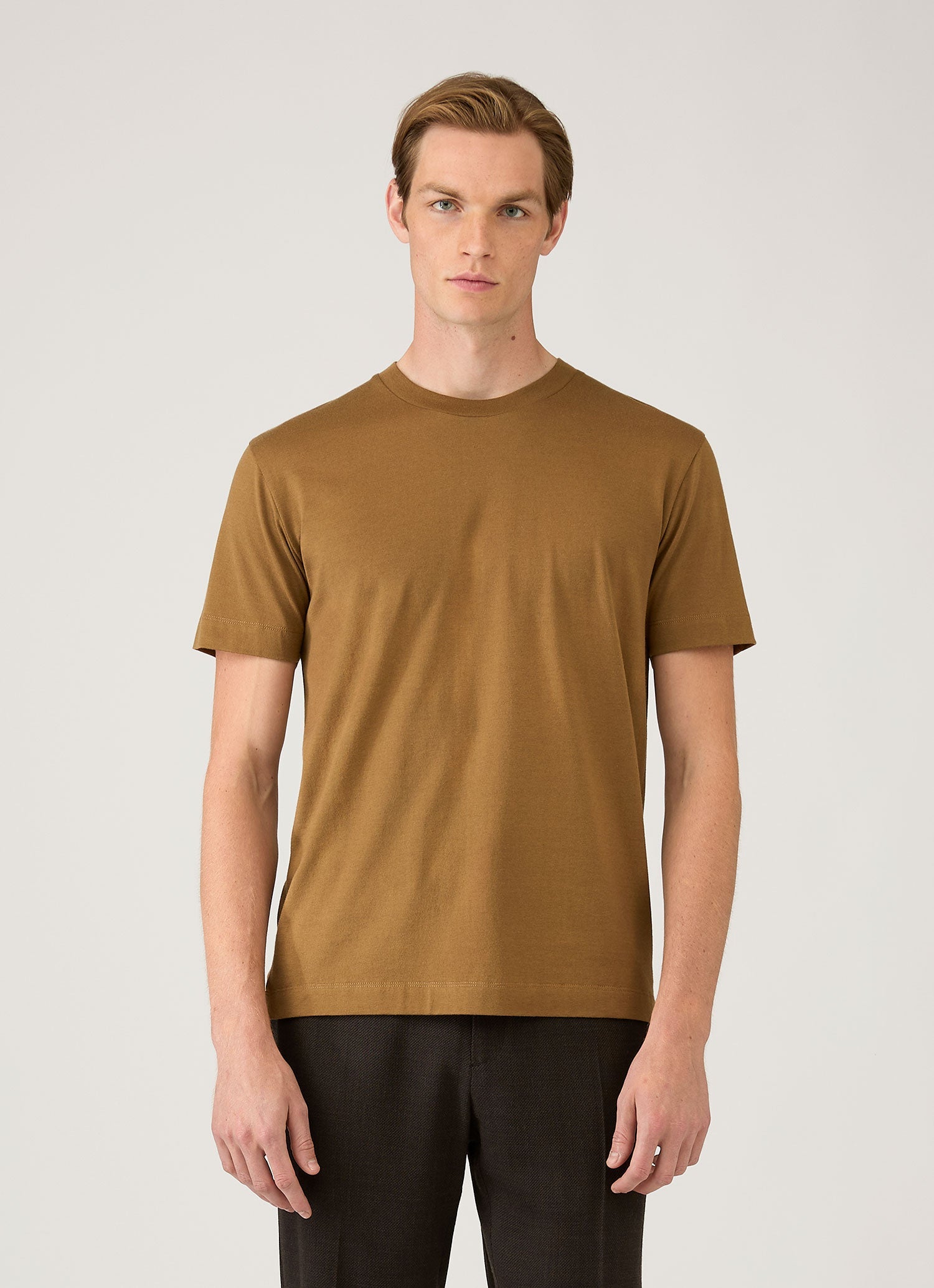 Men's Silk Cotton Cashmere T-shirt in Walnut | Sunspel
