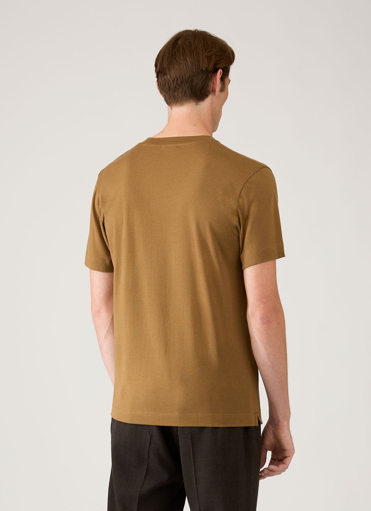 Men's Silk Cotton Cashmere T-shirt in Walnut | Sunspel