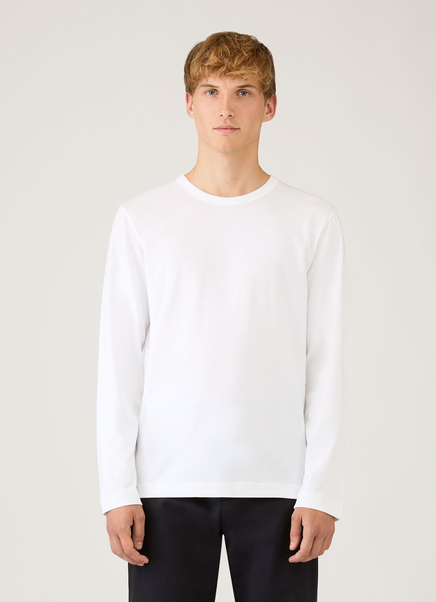 Men's Long Sleeve Heavyweight Classic T-shirt in White | Sunspel