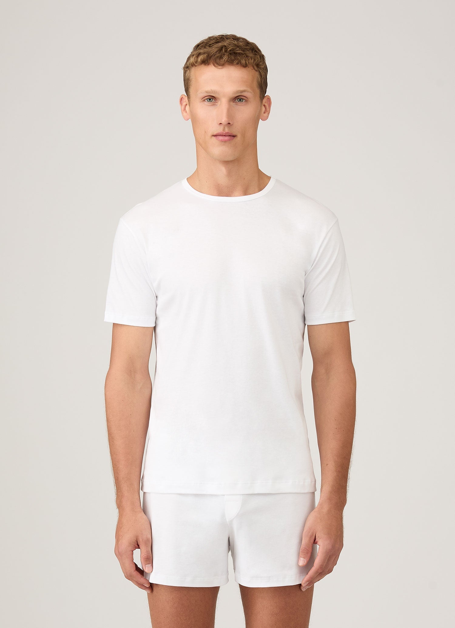 Men's Sea Island Cotton Underwear T-shirt in White | Sunspel