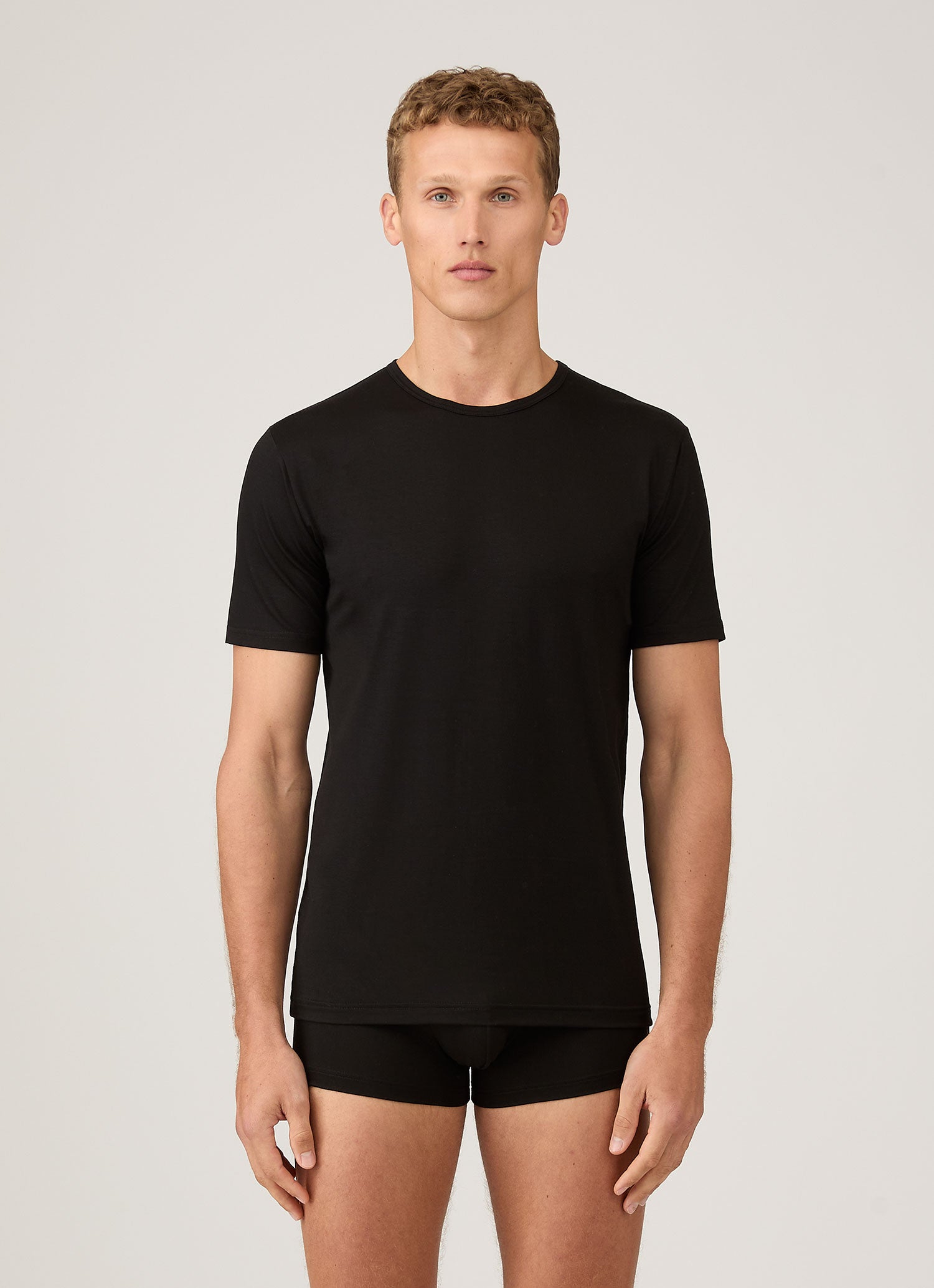 Men's Tencel™ T-shirt in Black | Sunspel