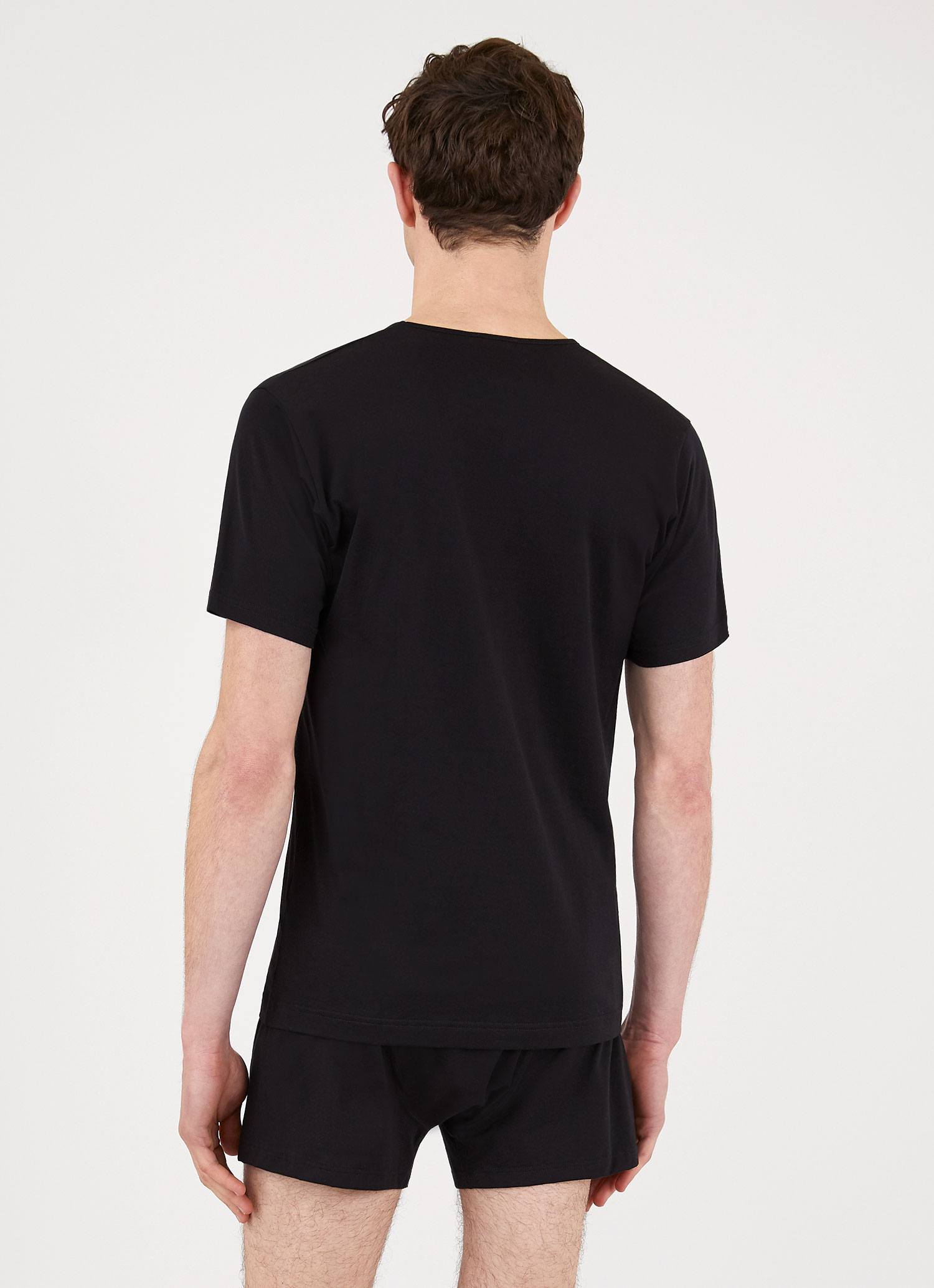 Men's Superfine Cotton Underwear V-Neck T-shirt in Black | Sunspel