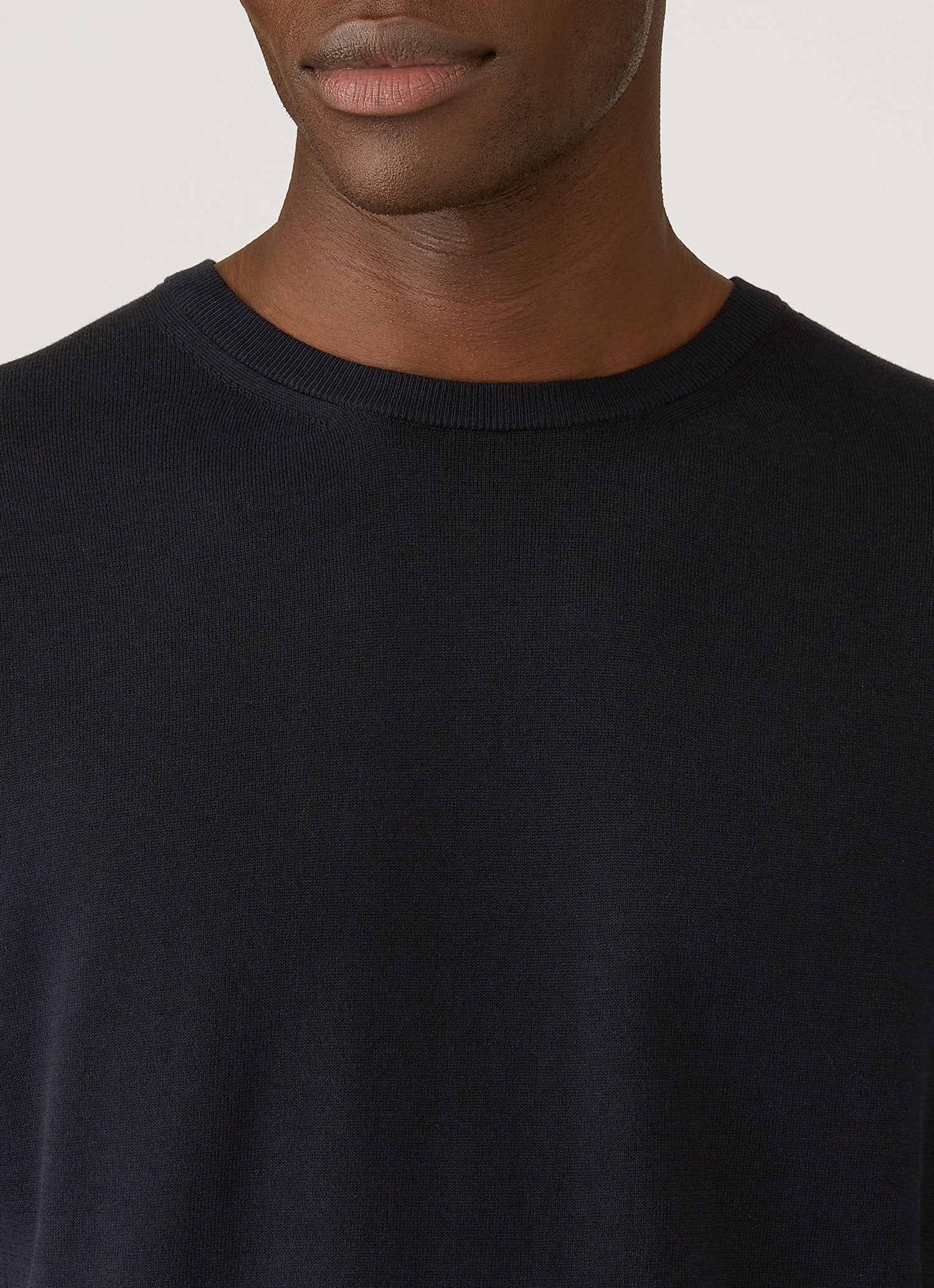 Men's Sea Island Cotton Knit T-shirt in Light Navy | Sunspel