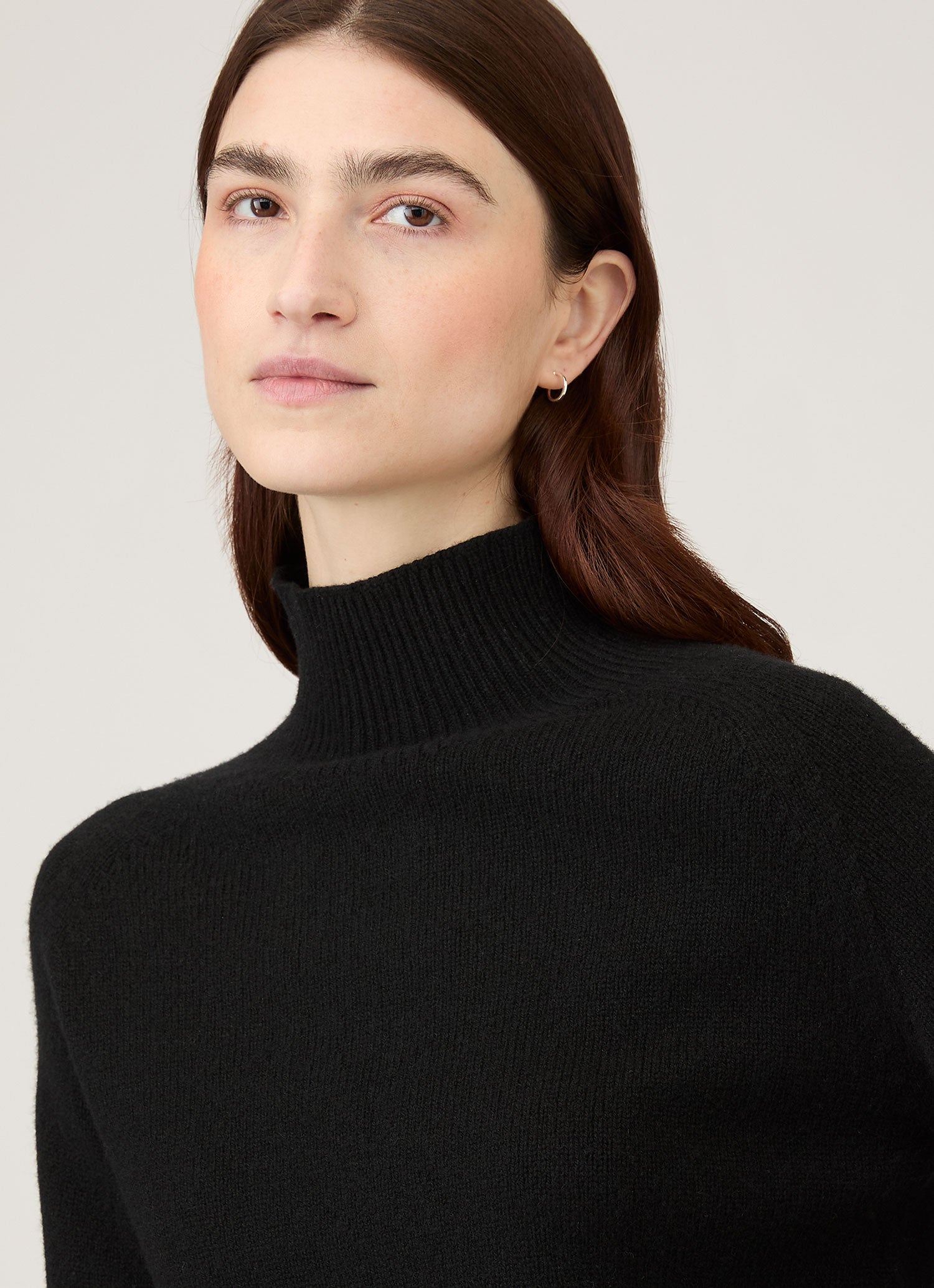Women's Lambswool Funnel Neck Jumper in Black | Sunspel